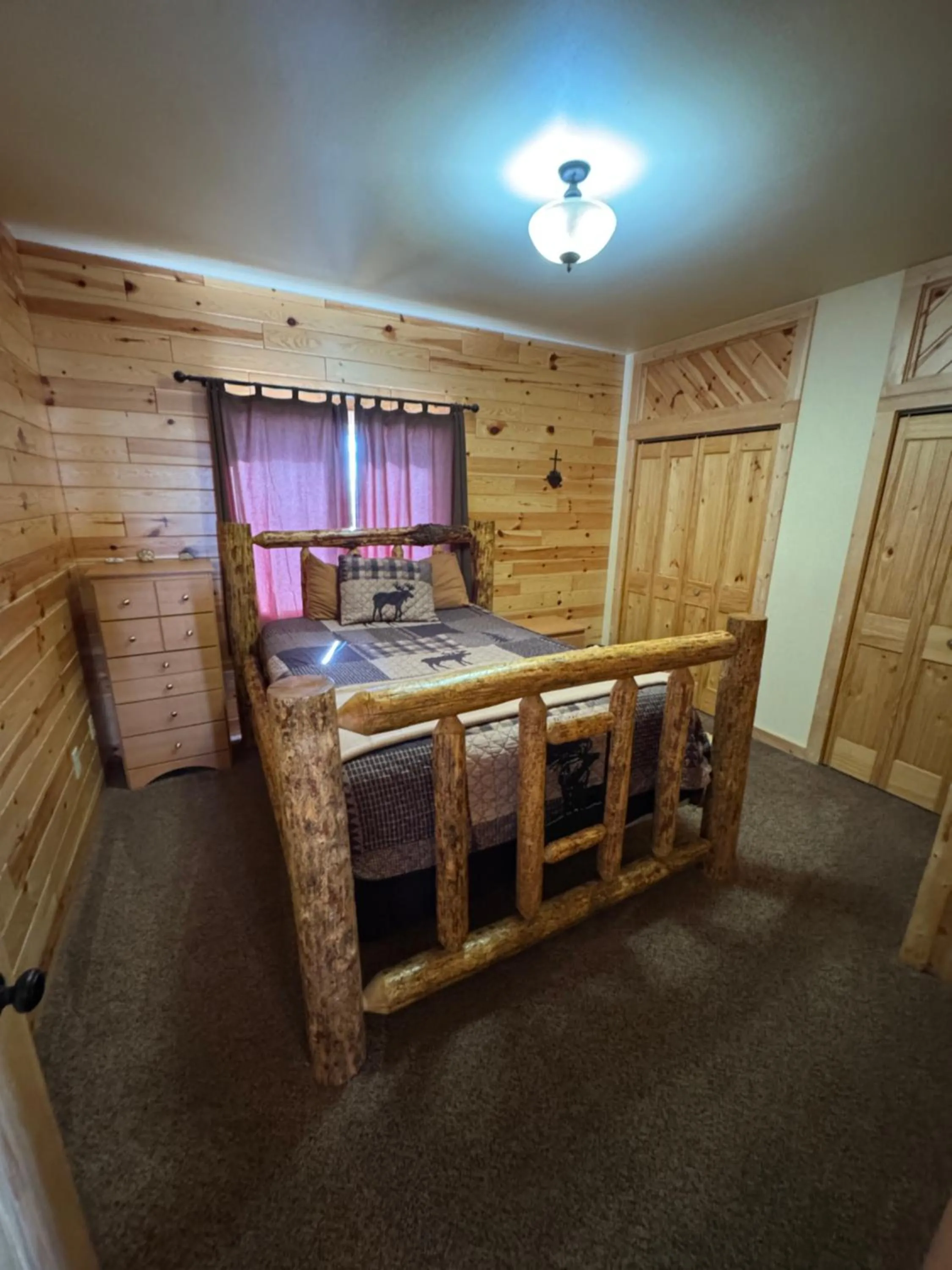 Sportsman Lodge Melrose MT