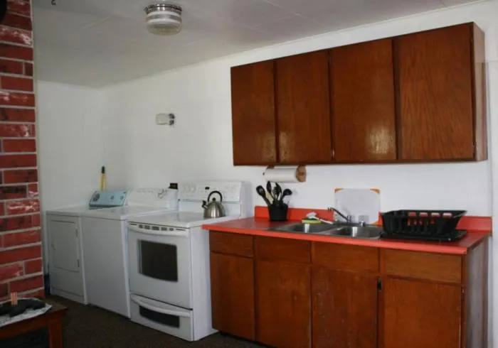 Sportsman Lodge Melrose MT