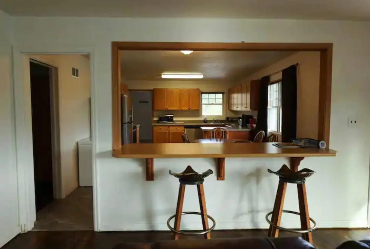 Sportsman Lodge Melrose MT