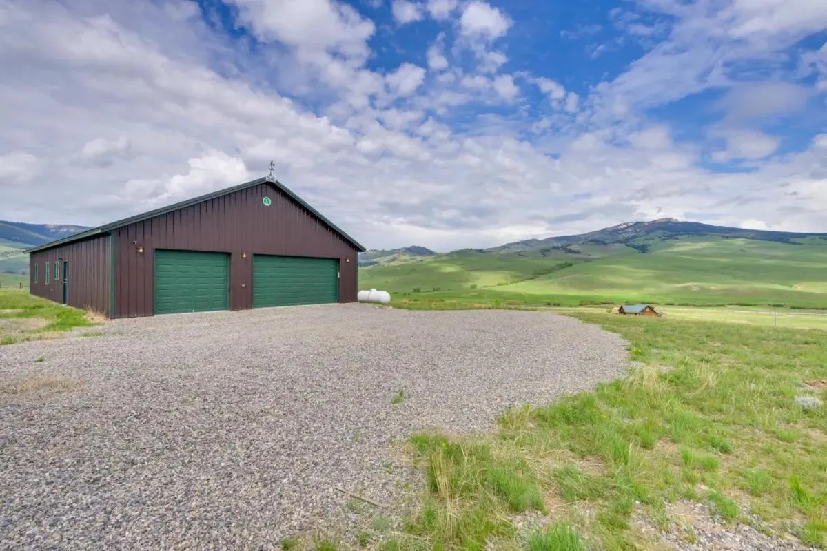 Sportsman Lodge Melrose MT