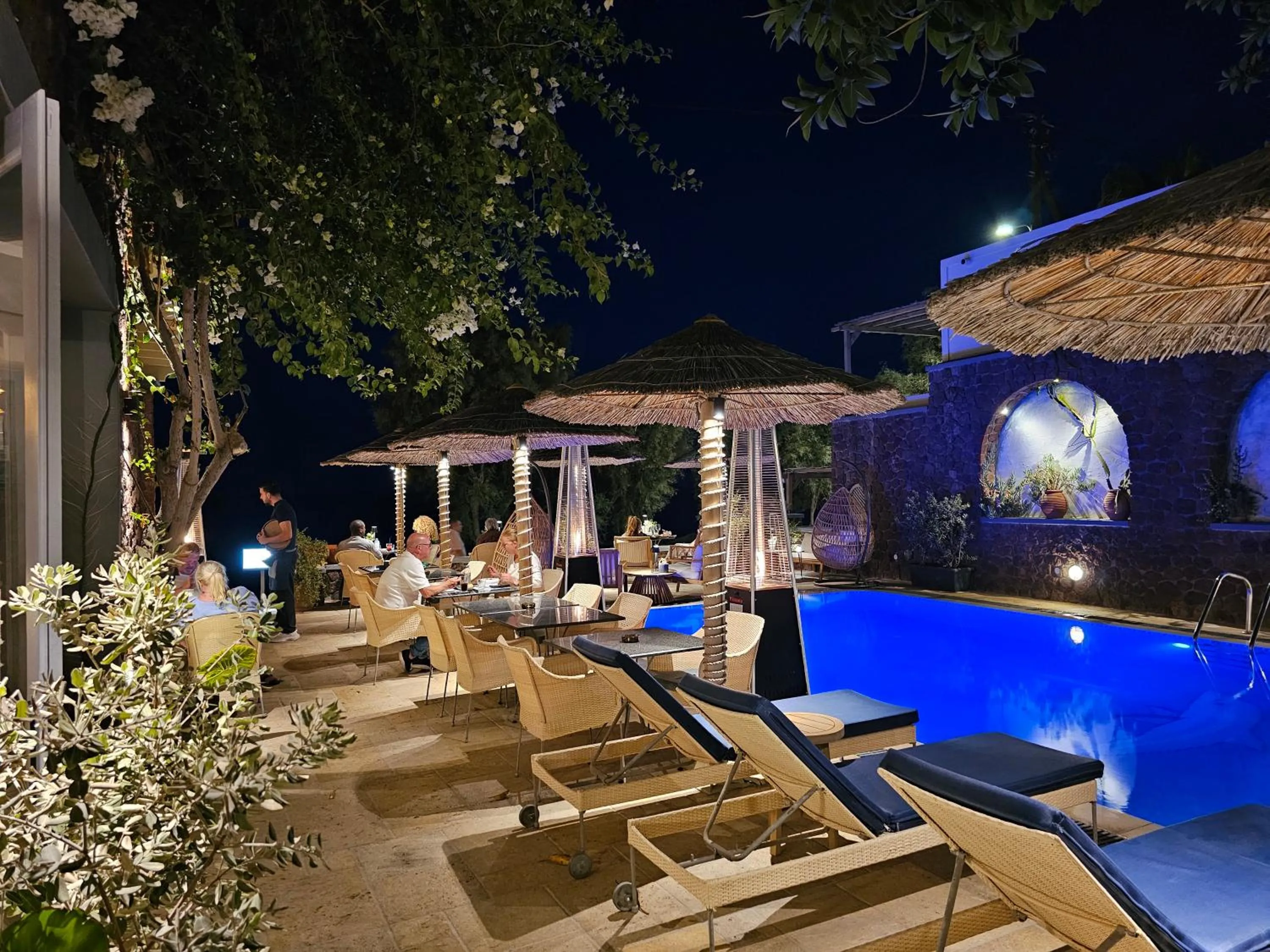 Restaurant/places to eat in Elixir Del Mar on the Beach