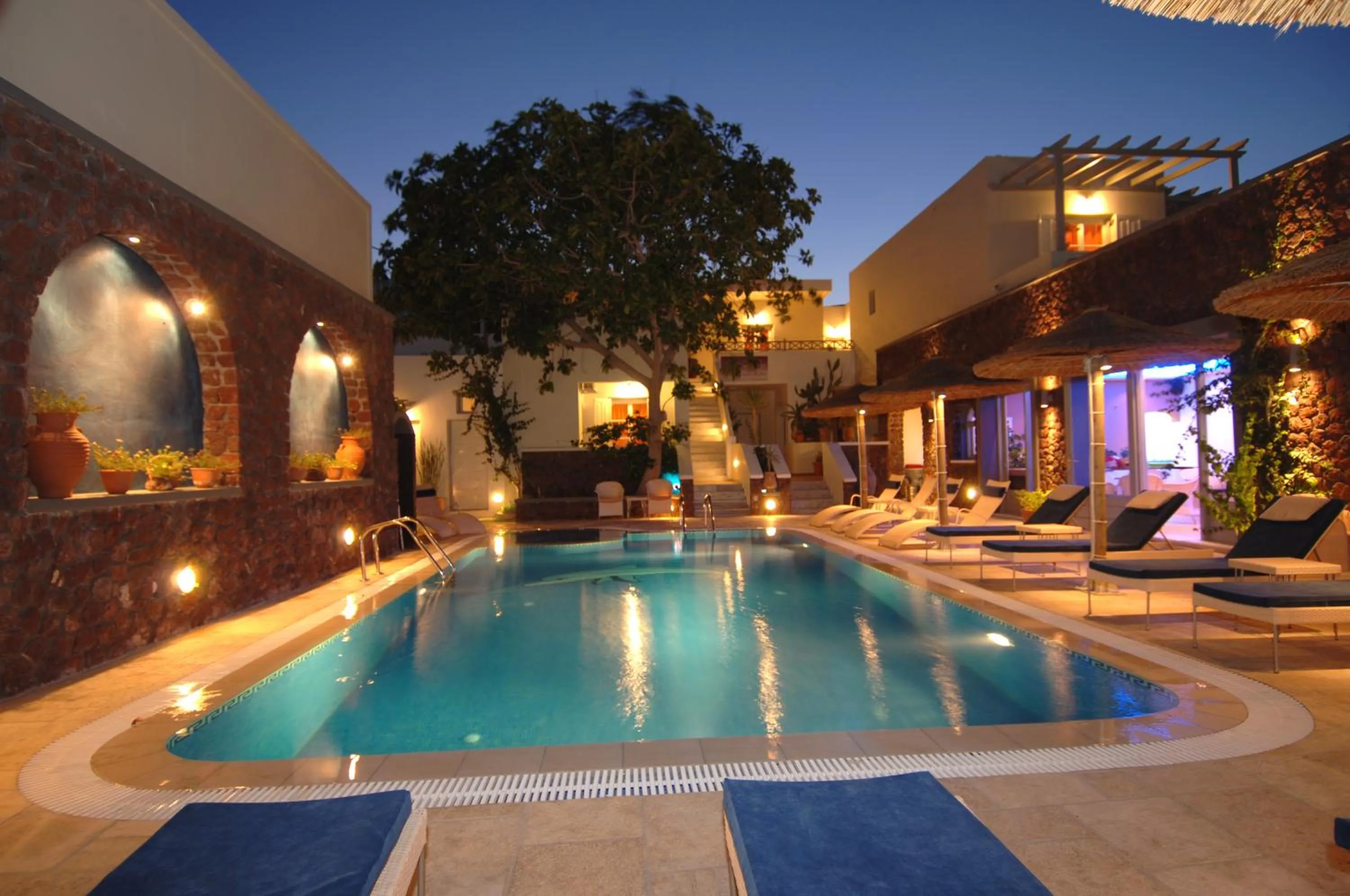 Swimming pool in Elixir Del Mar on the Beach