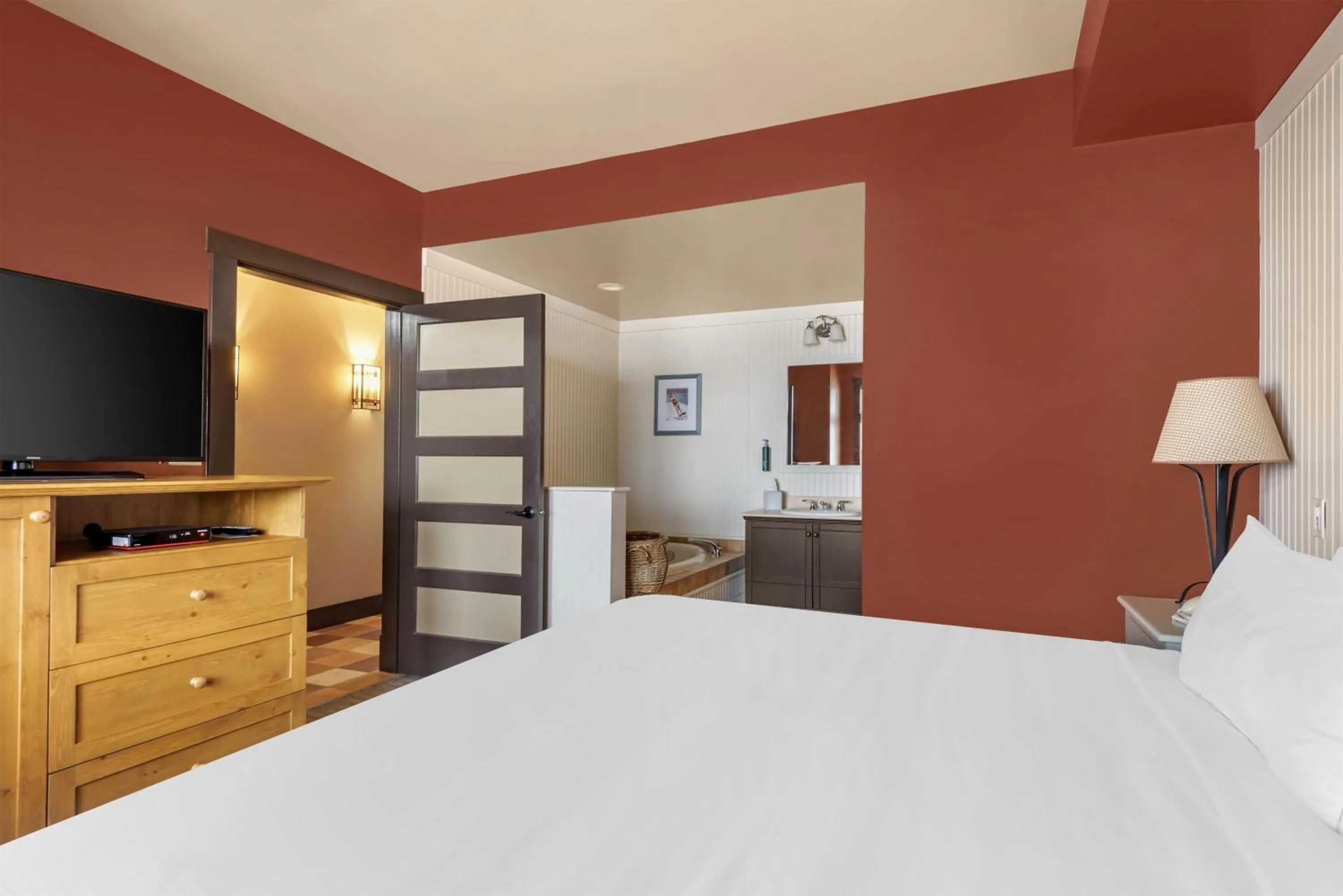 Bed in Hilton Grand Vacations Club Blue Mountain Canada