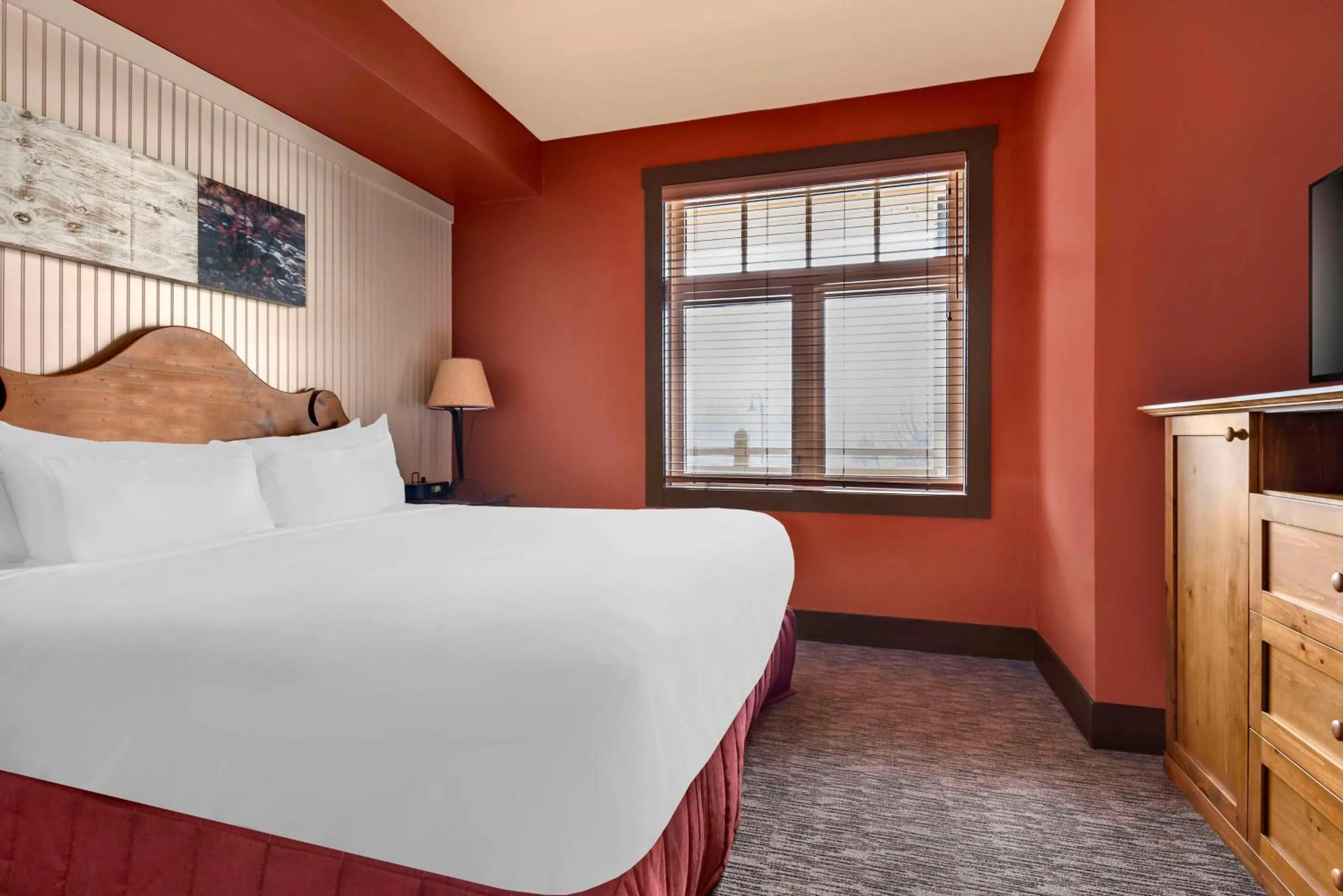 Bed in Hilton Grand Vacations Club Blue Mountain Canada