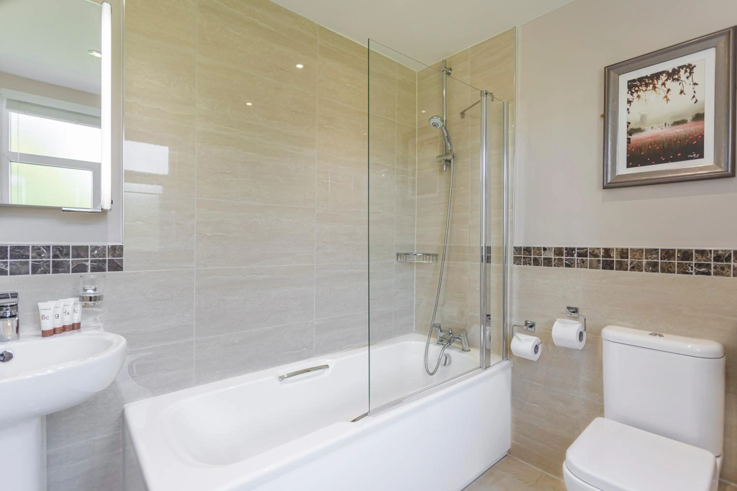 Bathroom in The Moorland Hotel, Haytor, Devon - The Coaching Inn Group