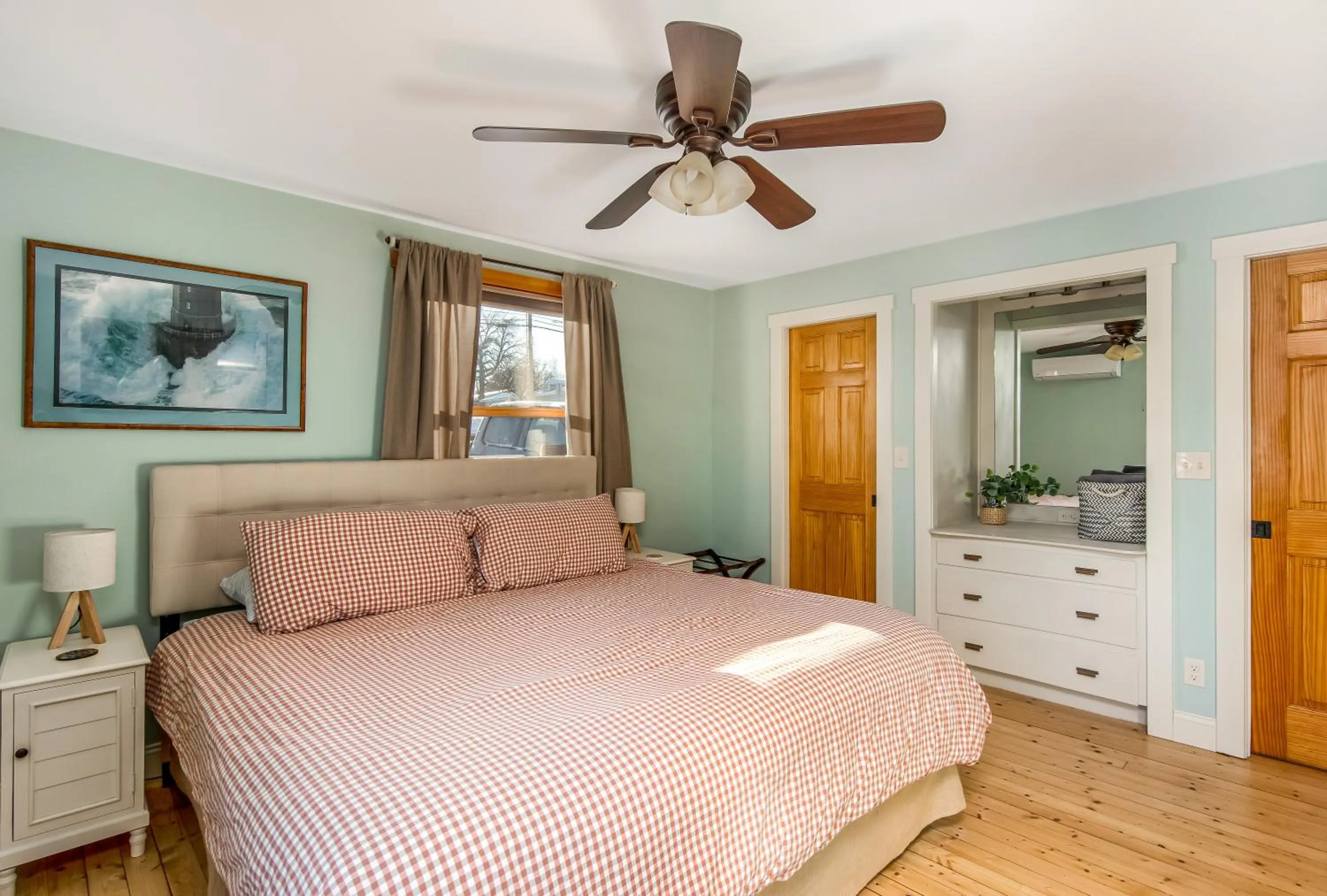 Bed in Lakeshore Vermont