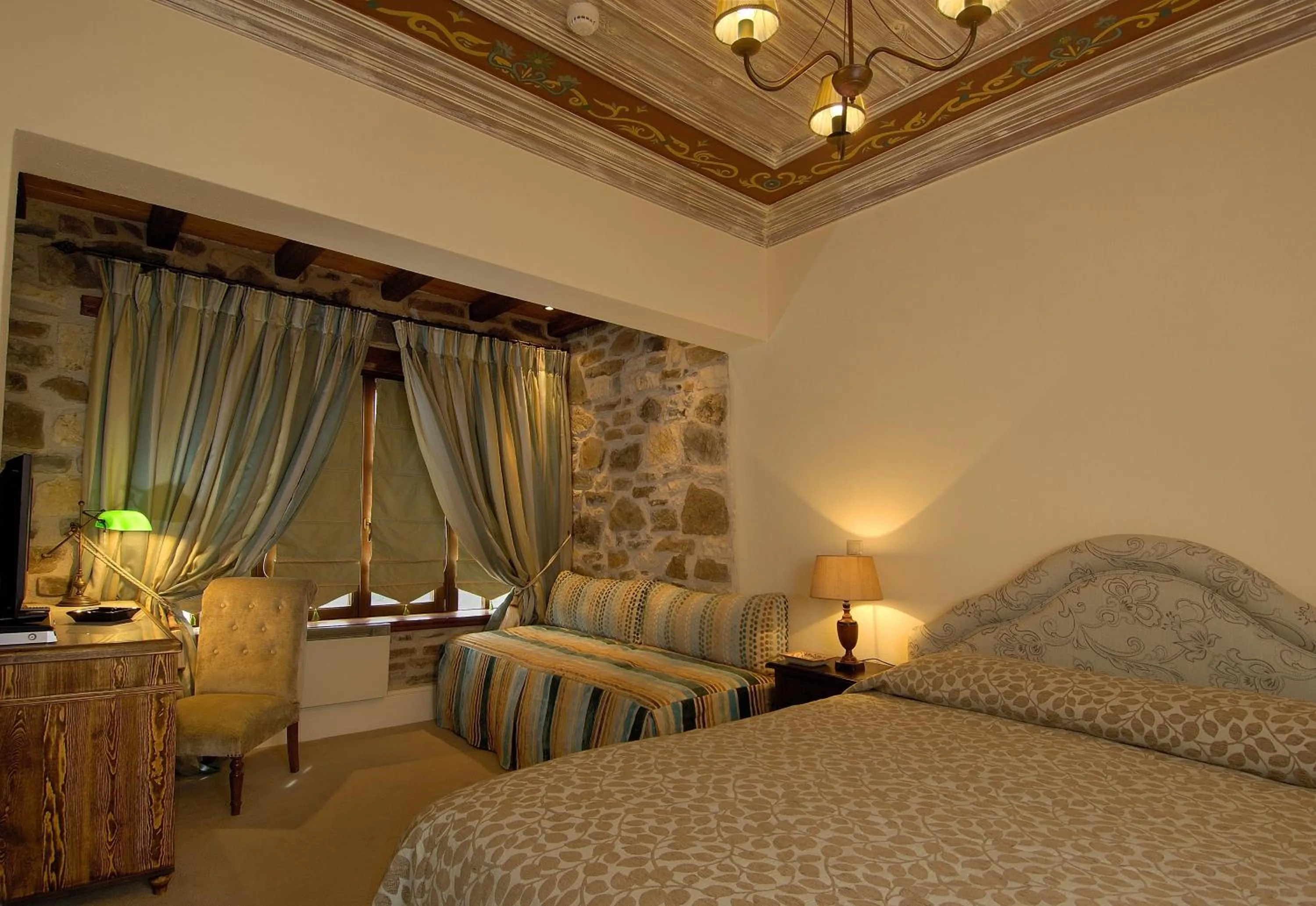 Bed in Emotions Country Resort