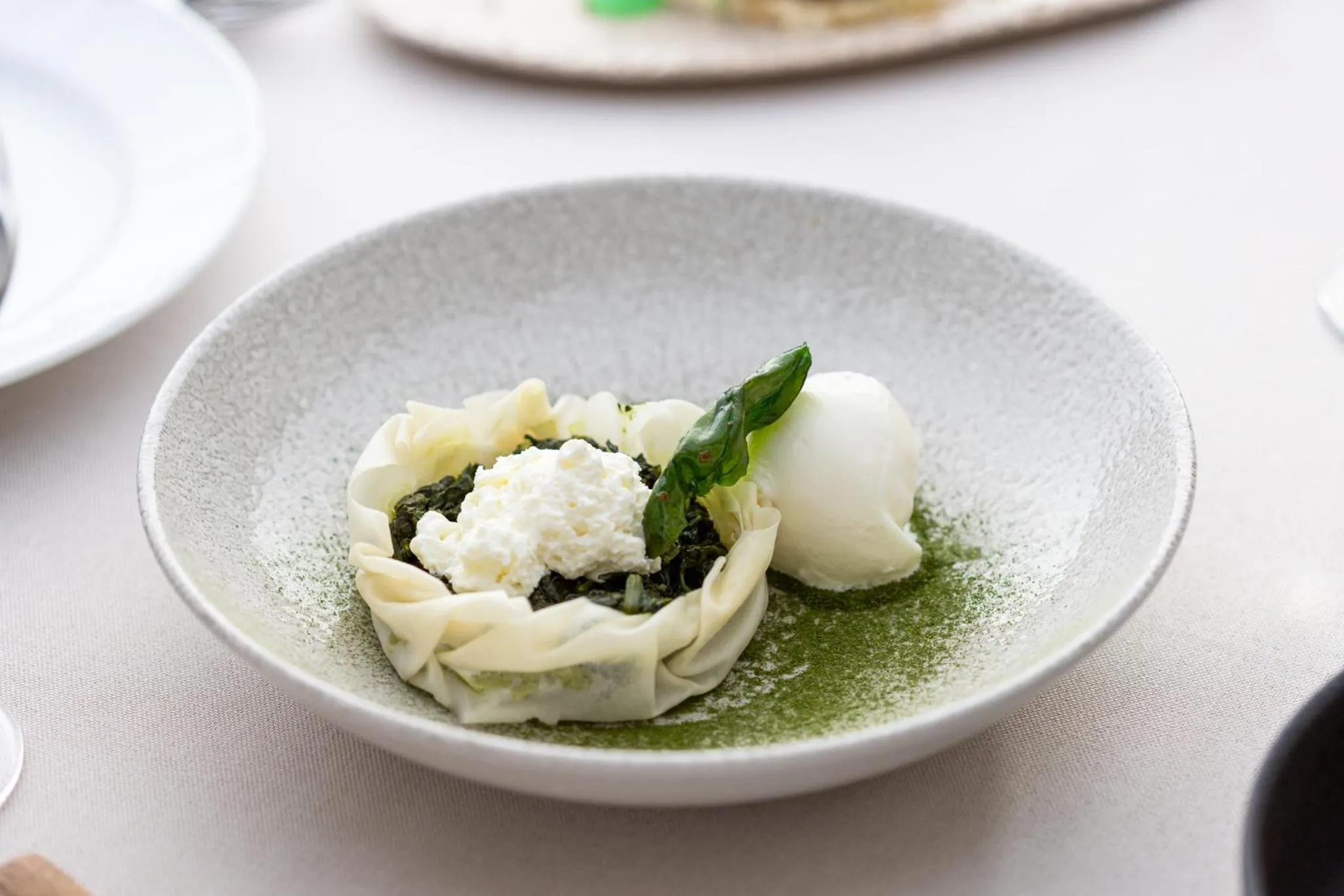 Restaurant/places to eat in Hotel Du Lac Congress Center & Spa