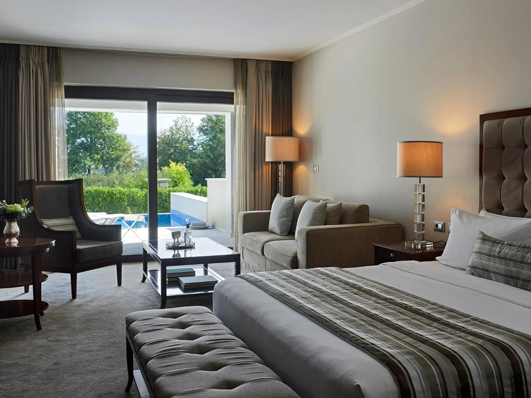 Executive Double Room with Private Pool in Hotel Du Lac Congress Center & Spa Executive Double Room with Private Pool in Hotel Du Lac Congress Center & Spa
