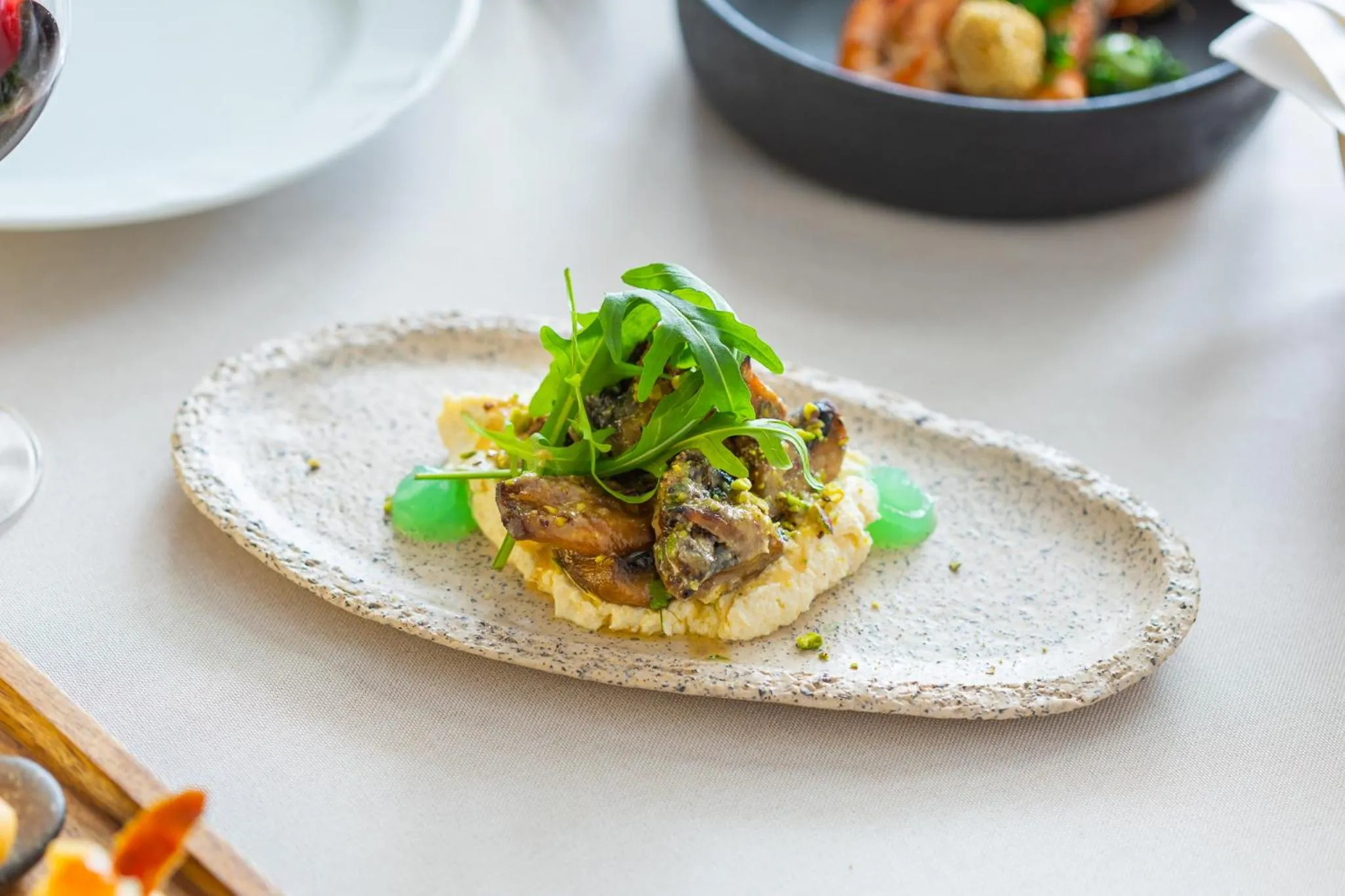 Restaurant/places to eat in Hotel Du Lac Congress Center & Spa