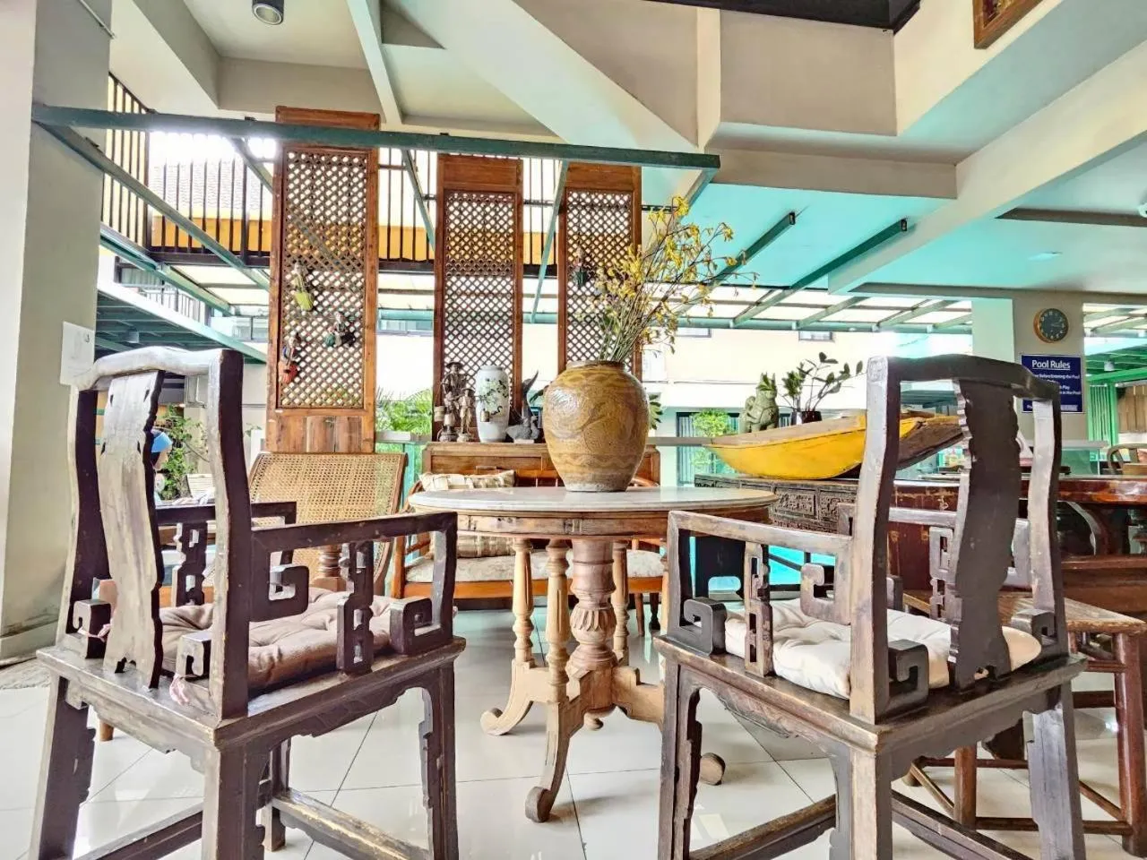 Baan Tanwa - MRT Ratchadapisek Exit 1 or 2