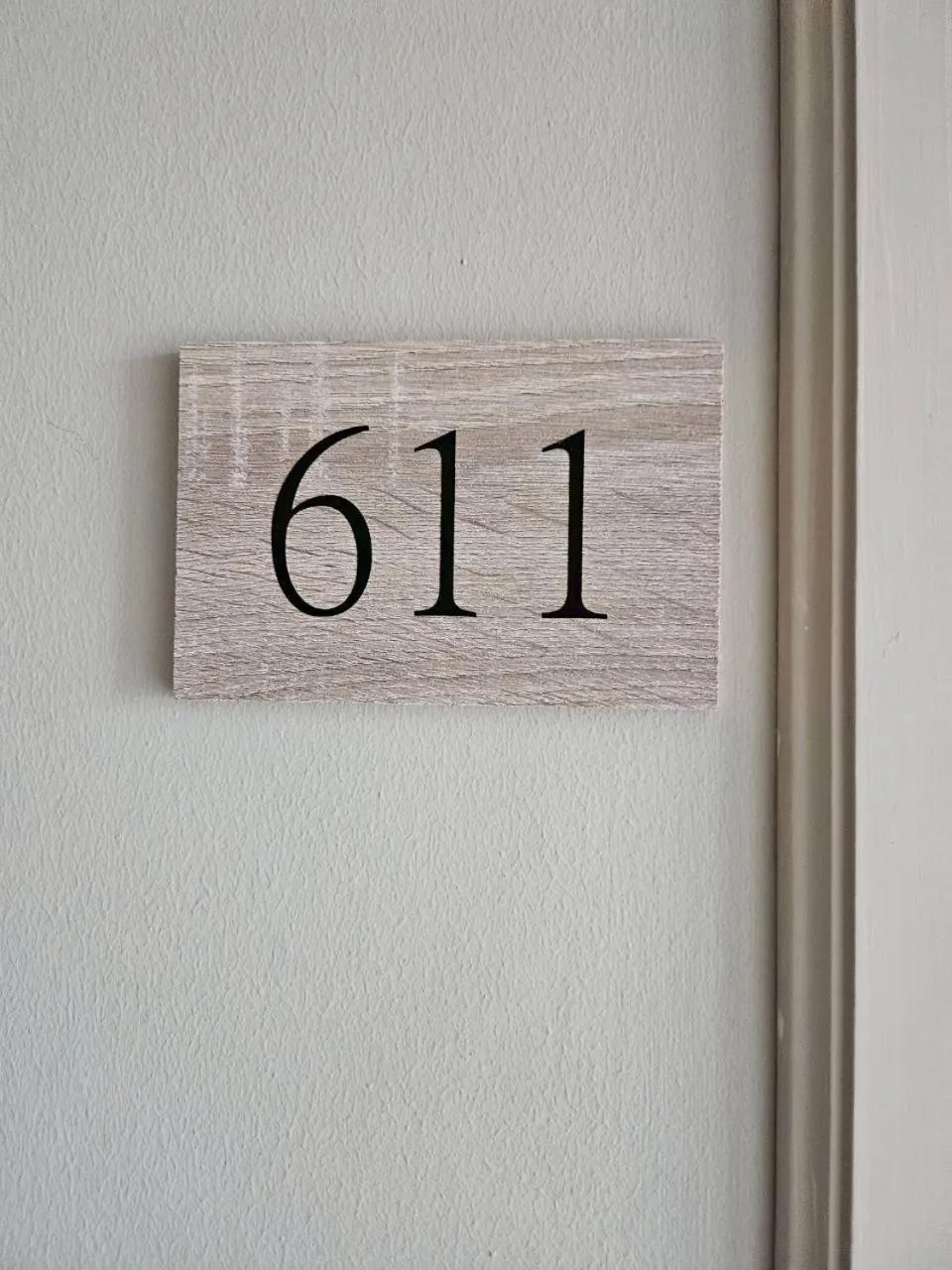 Baan Tanwa - MRT Ratchadapisek Exit 1 or 2