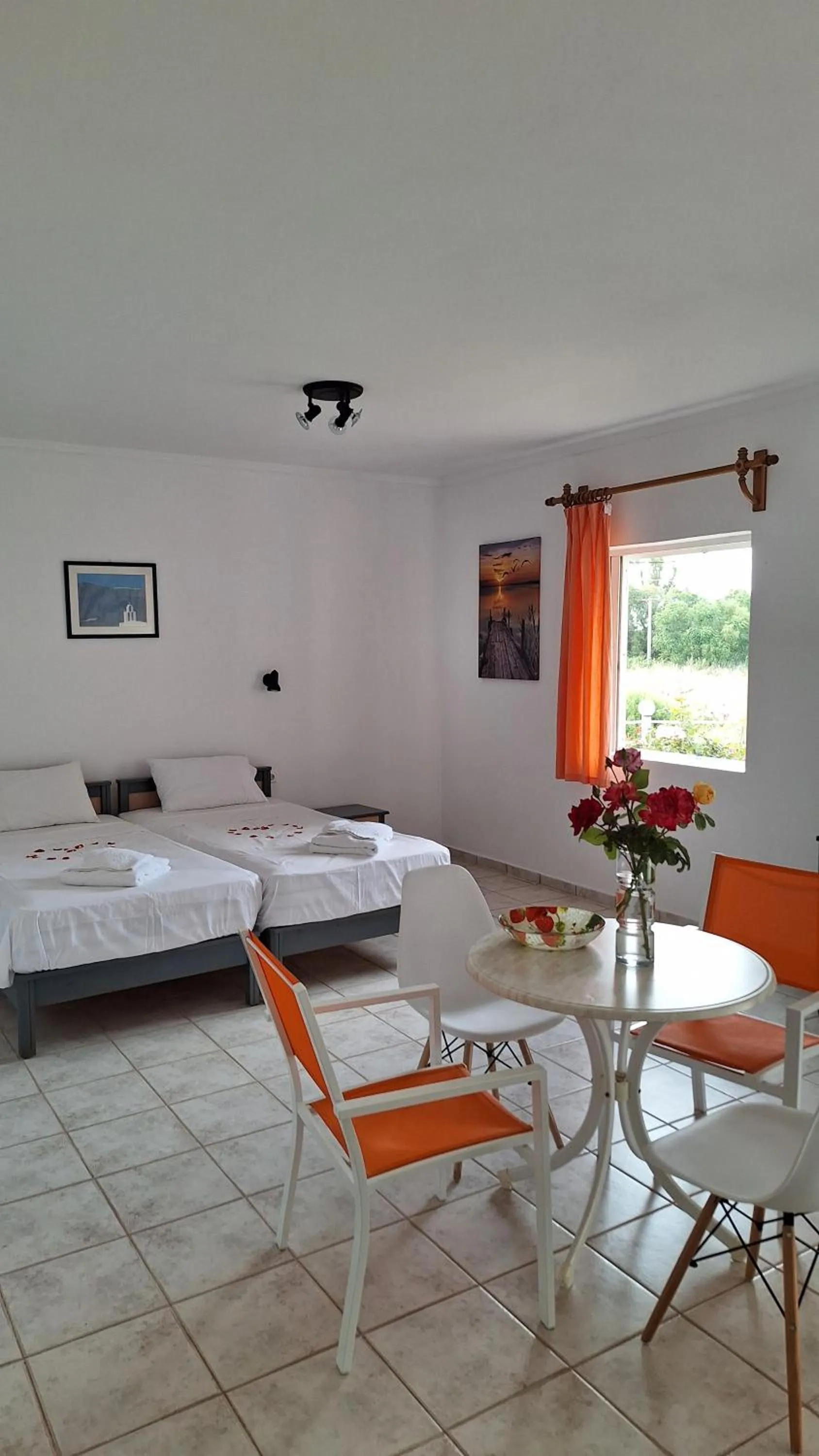 Bed in Kalliopi Studios - Apartments