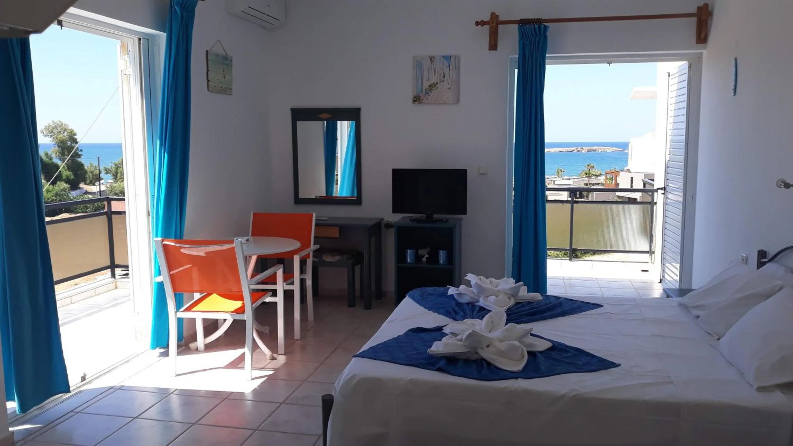 Bed in Kalliopi Studios - Apartments