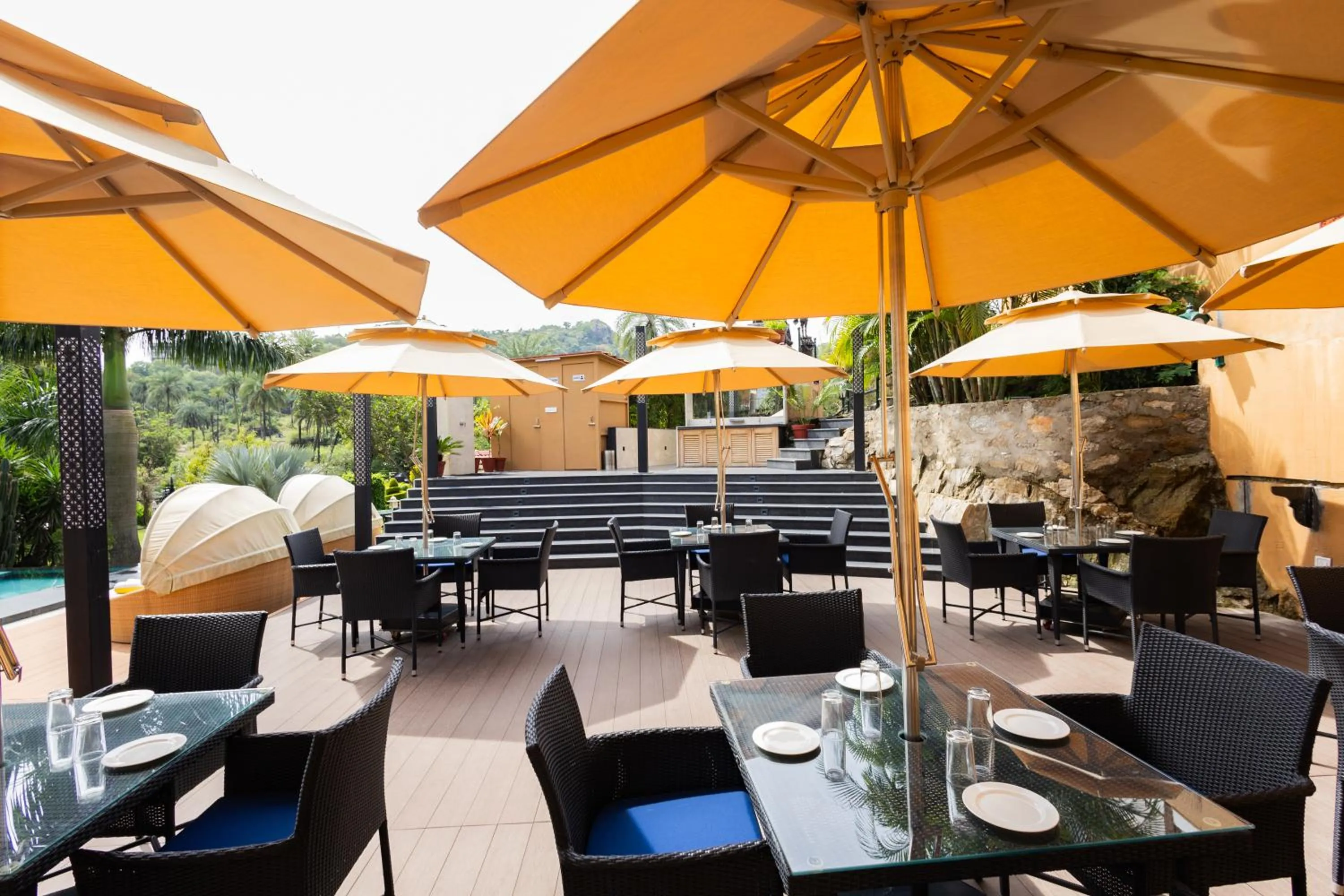 Chacha Inn The Garden Retreat