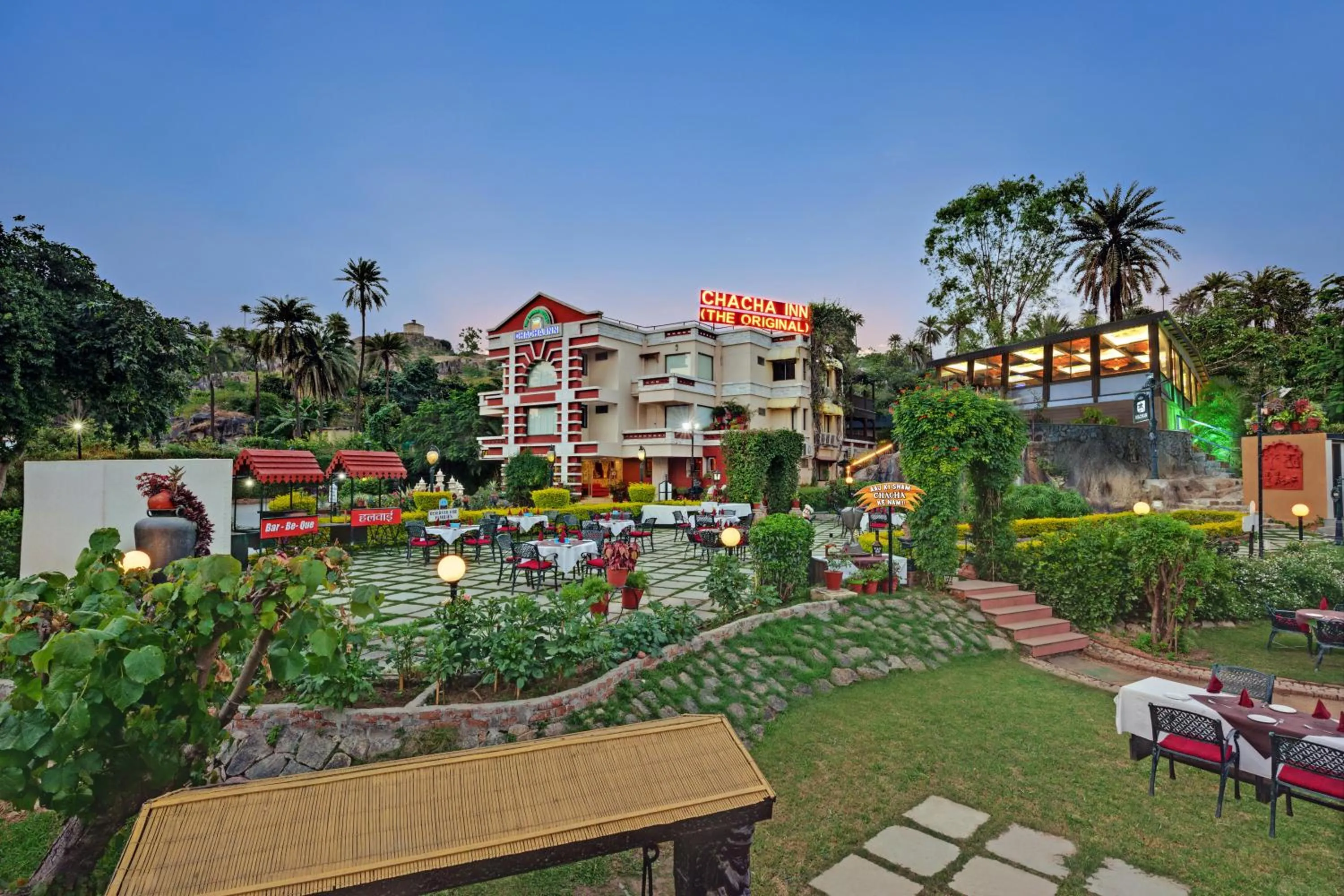 Chacha Inn The Garden Retreat