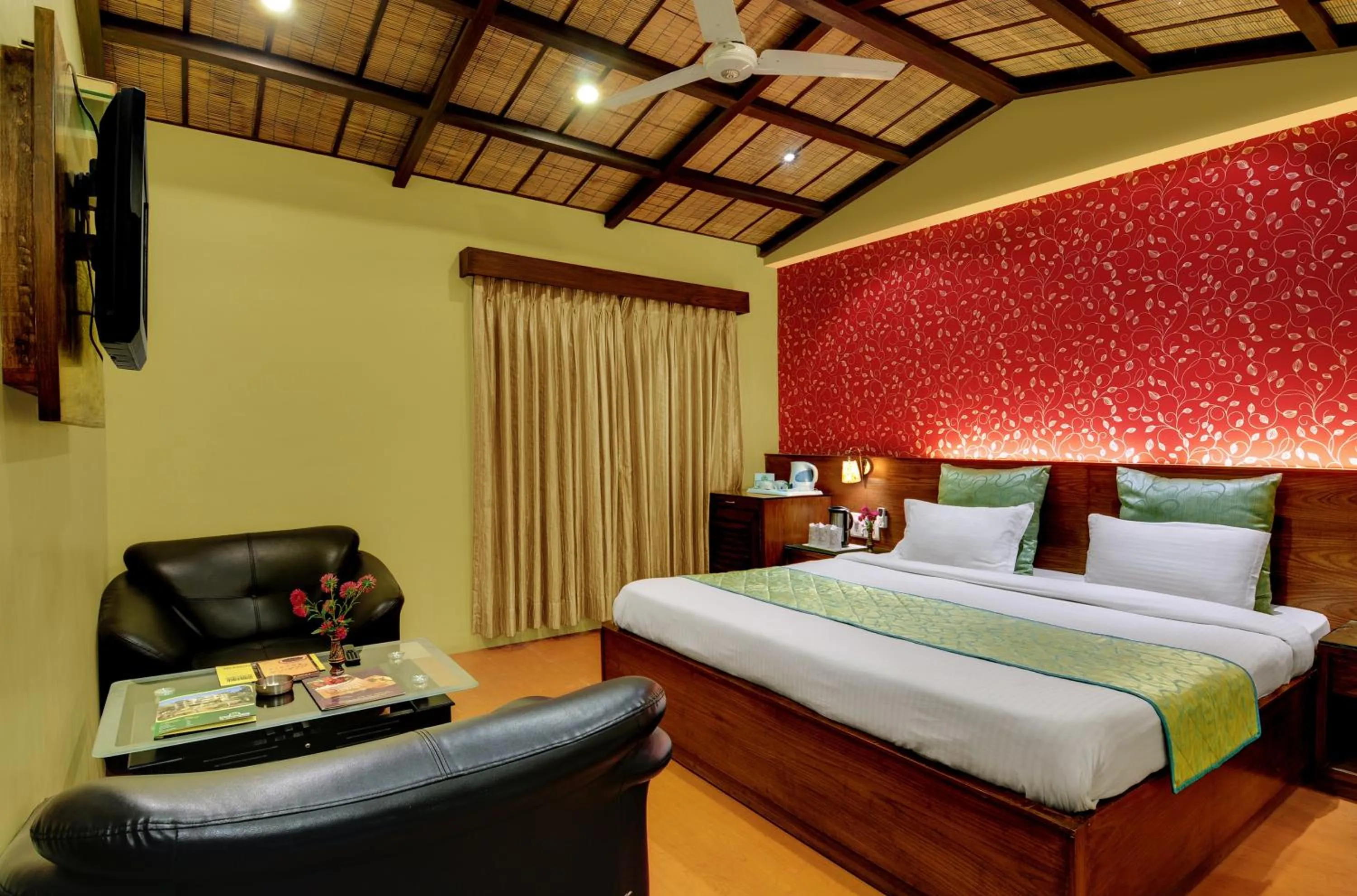 Photo of the whole room, Bed in Chacha Inn The Garden Retreat