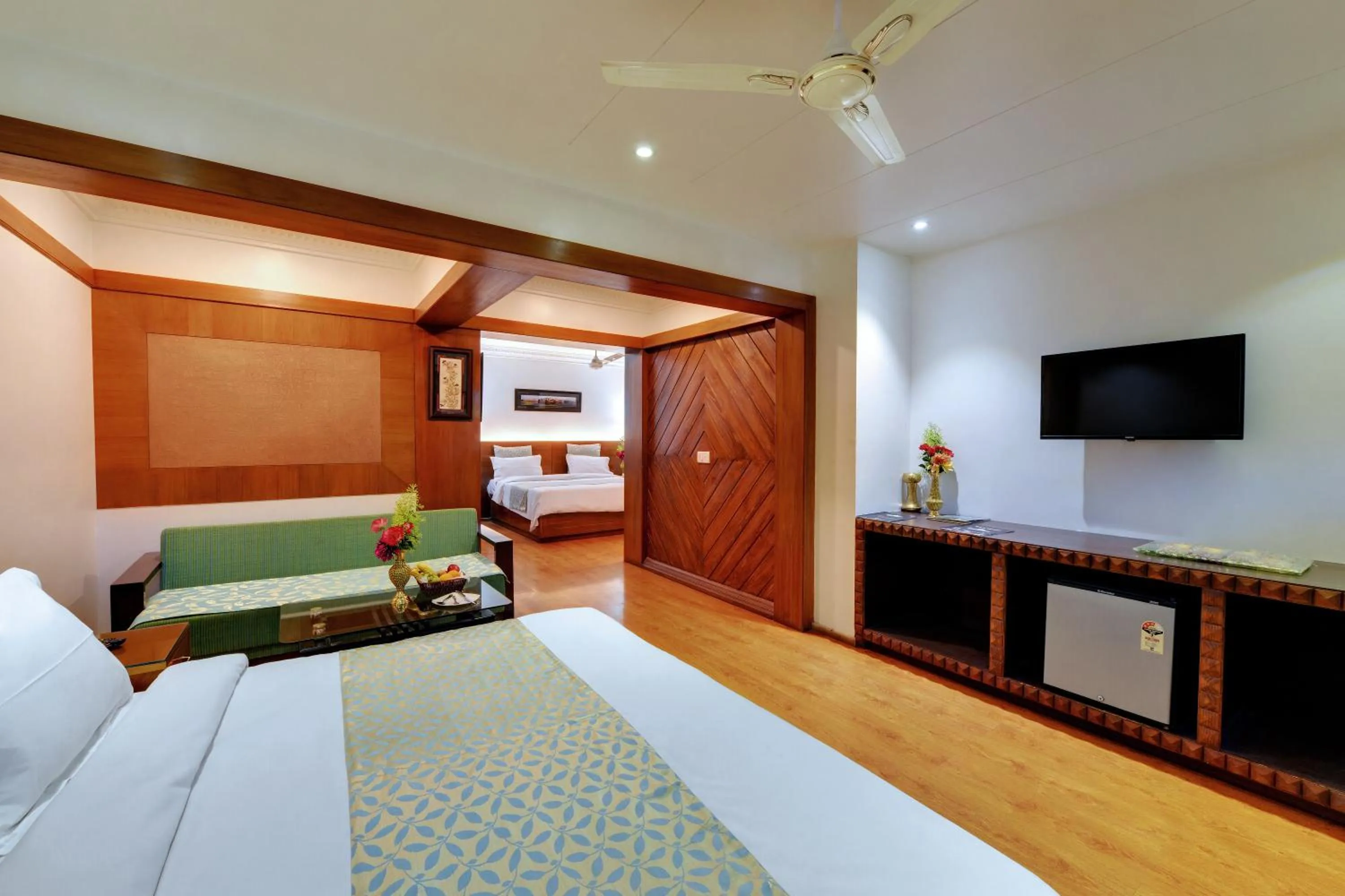 Photo of the whole room, Bed in Chacha Inn The Garden Retreat