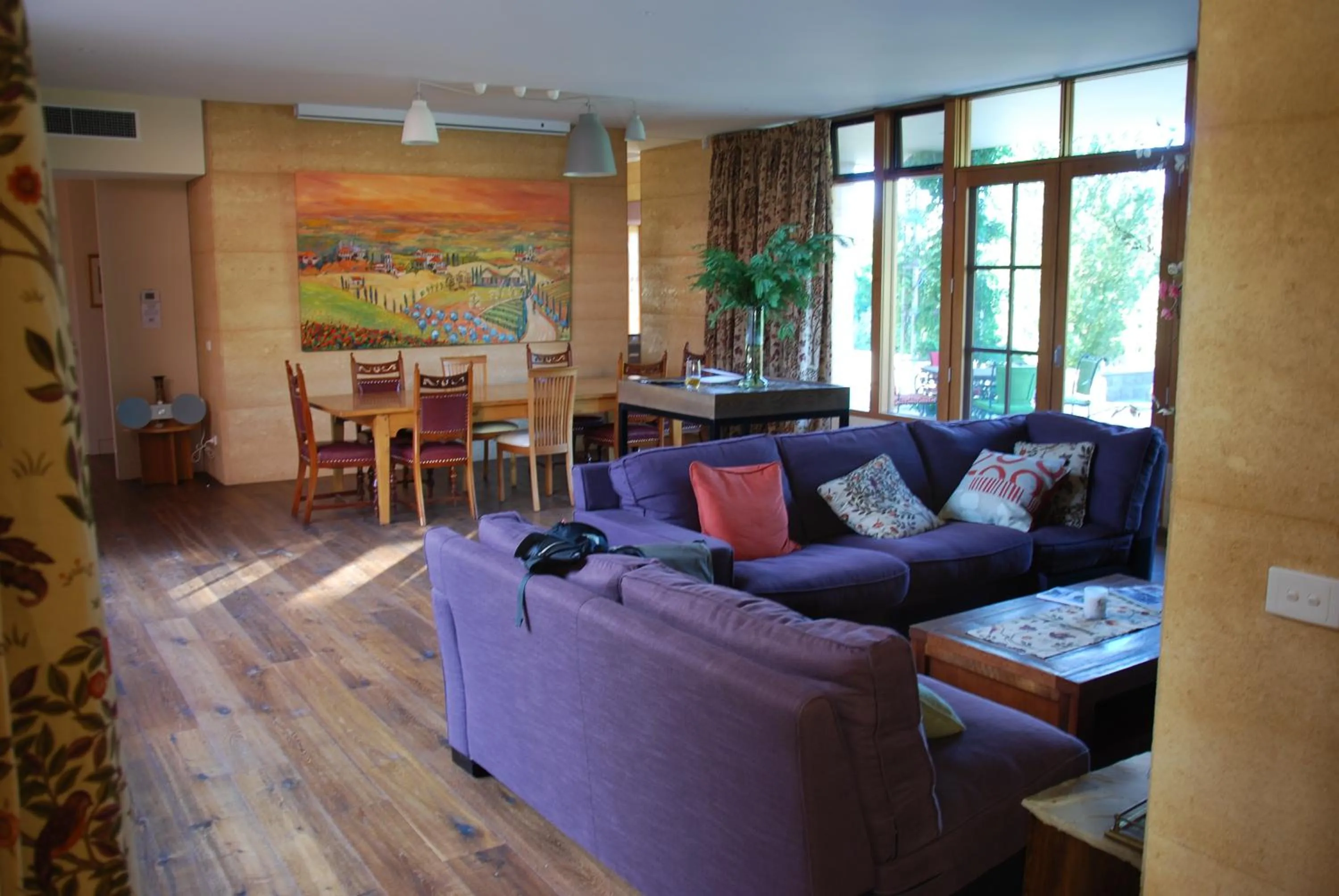 Living room in Ballaratprimavera