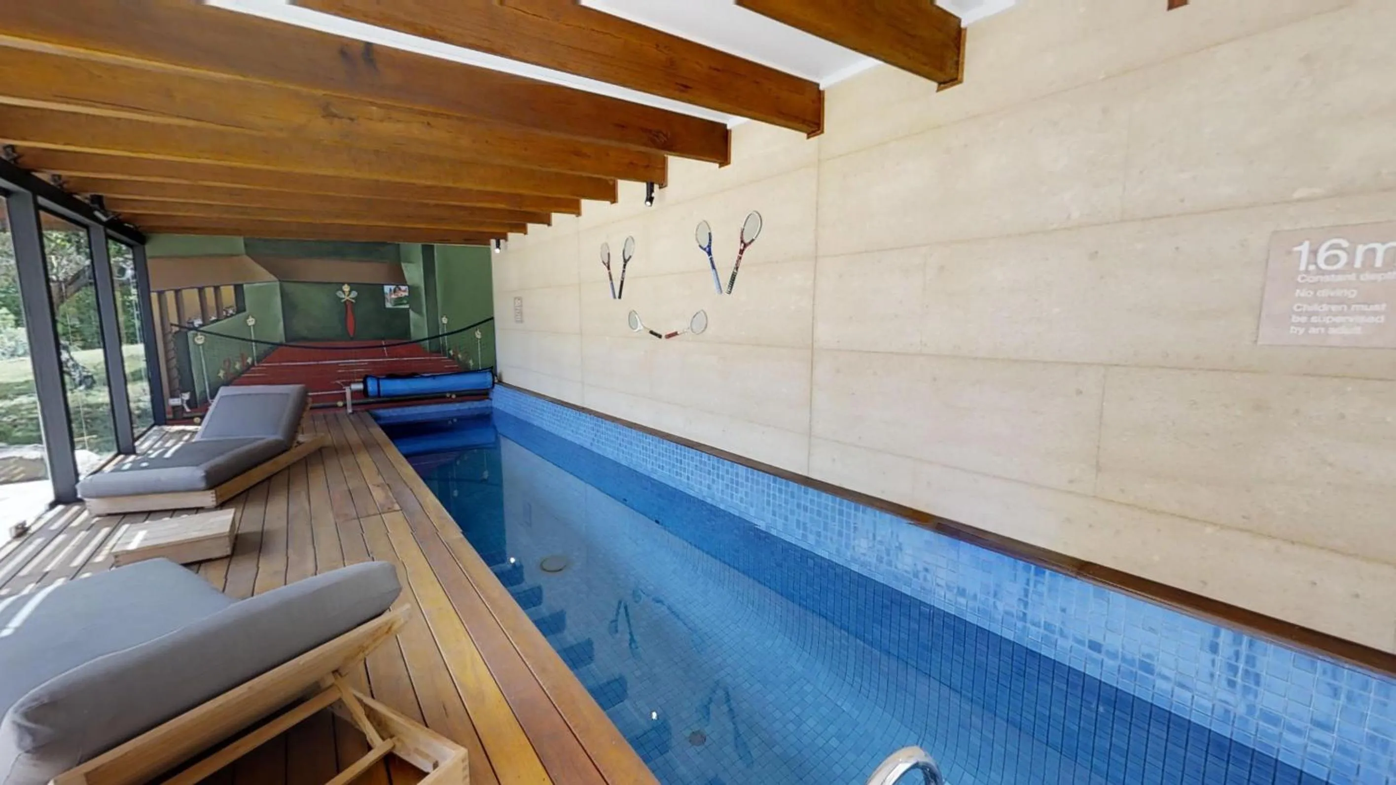 Swimming pool in Ballaratprimavera