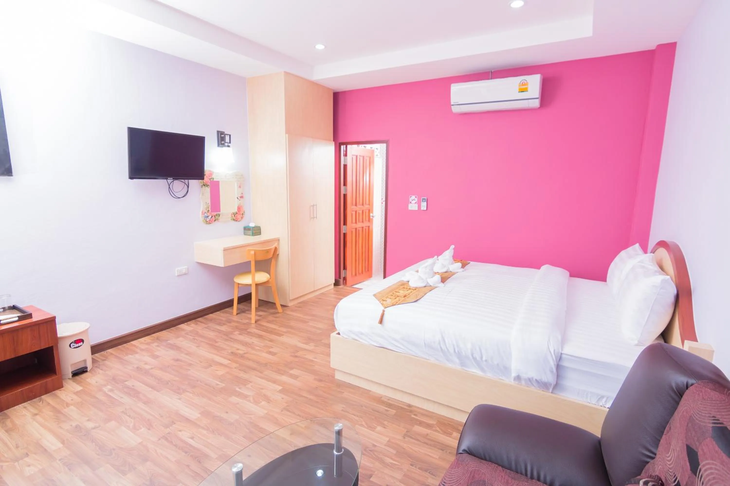 Bed in Samrong Garden