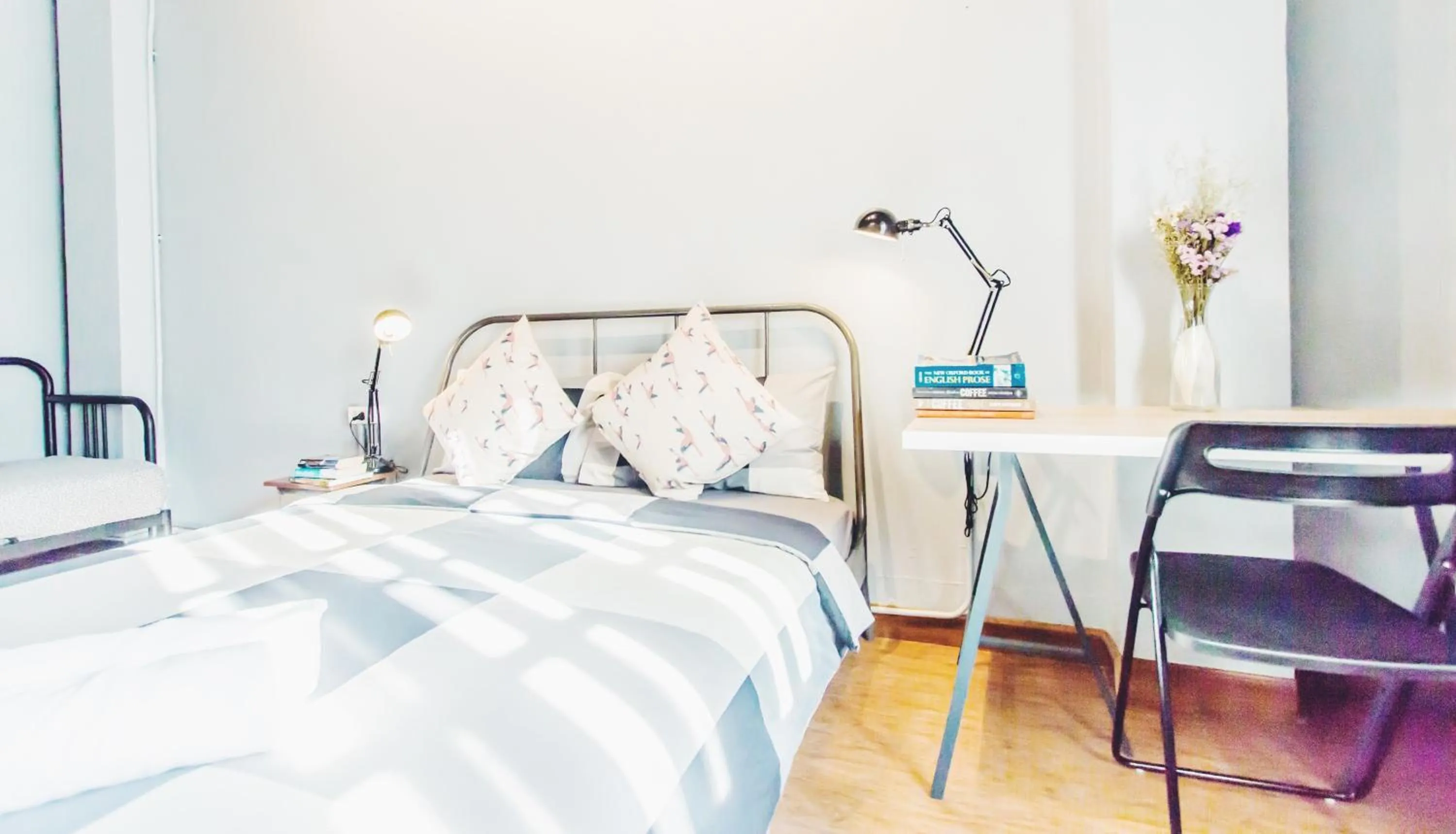 Food and drinks in ThongLor Travellers Hostel and Cafe