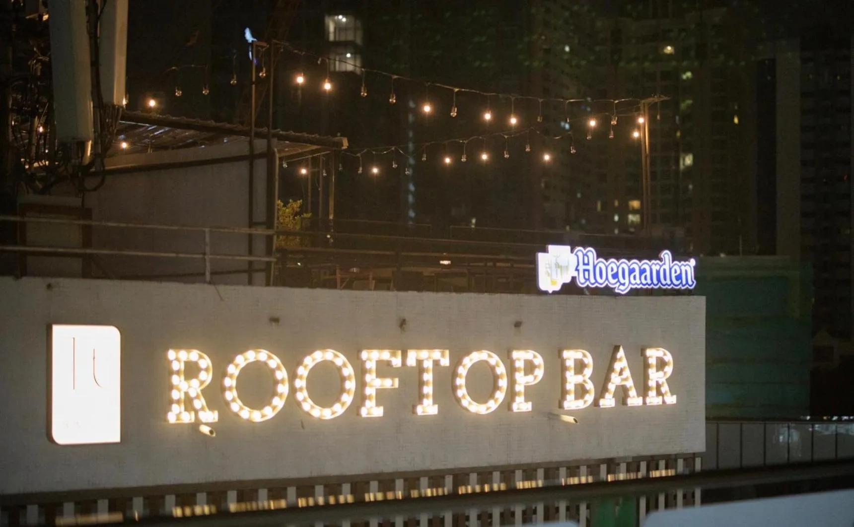 ThongLor Travellers Hostel and Cafe