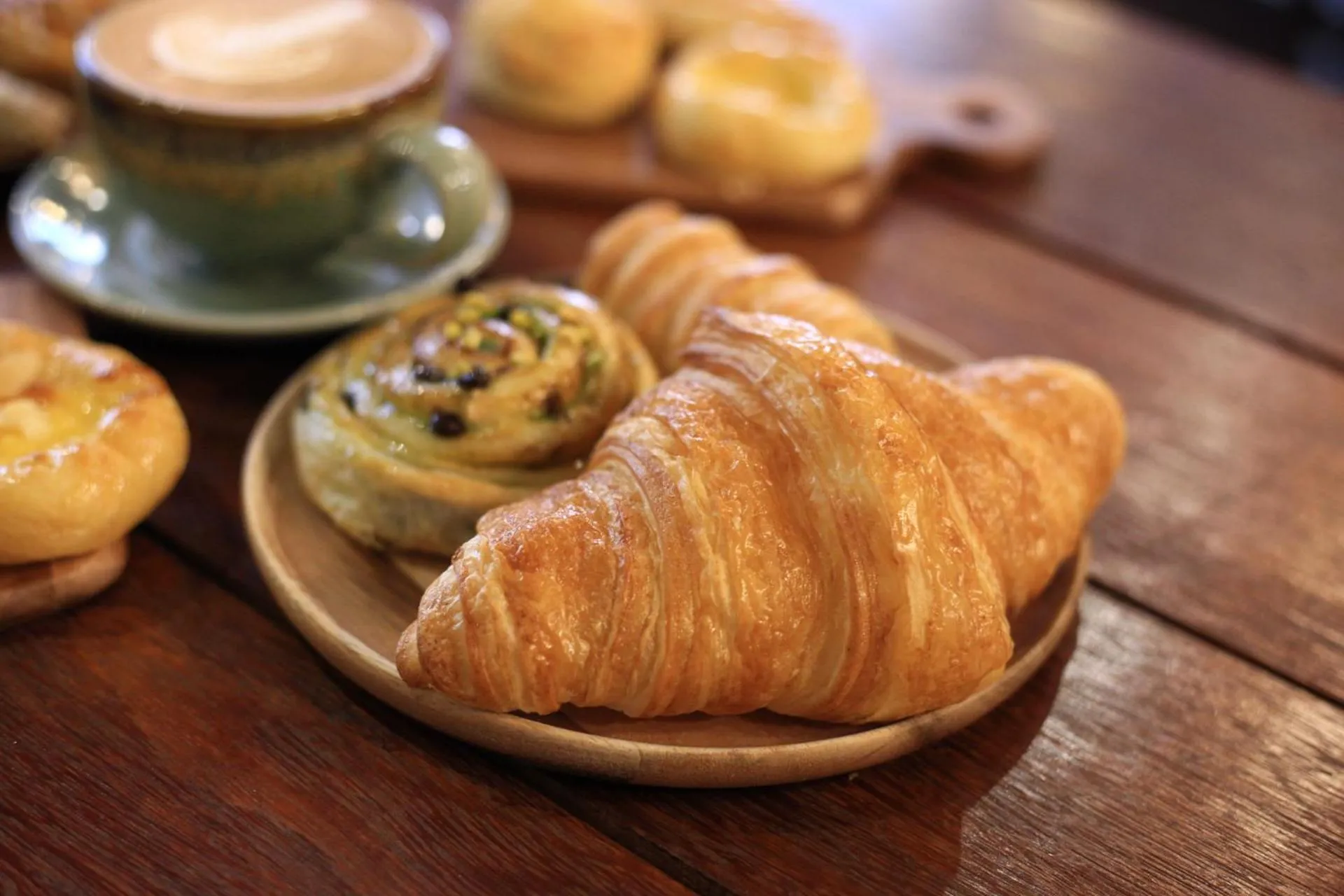 ThongLor Travellers Hostel and Cafe