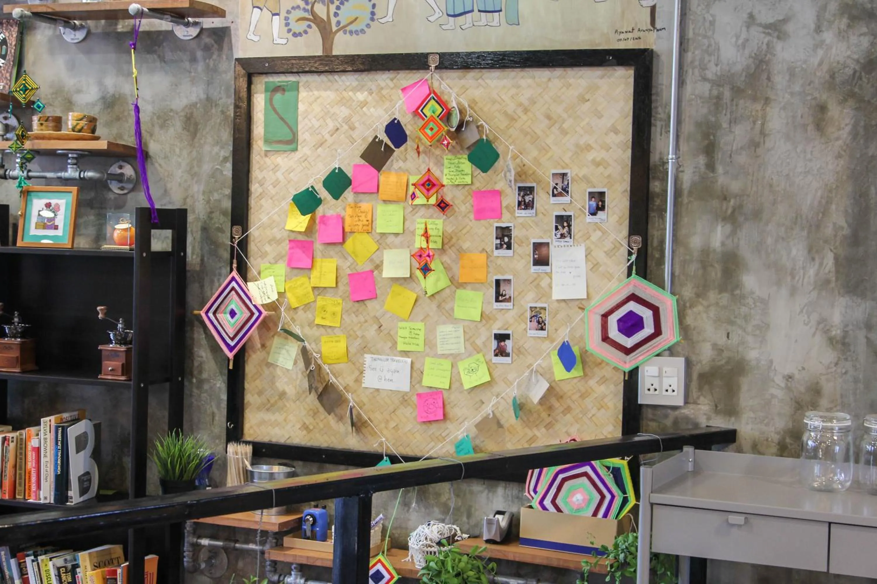 Decorative detail in ThongLor Travellers Hostel and Cafe