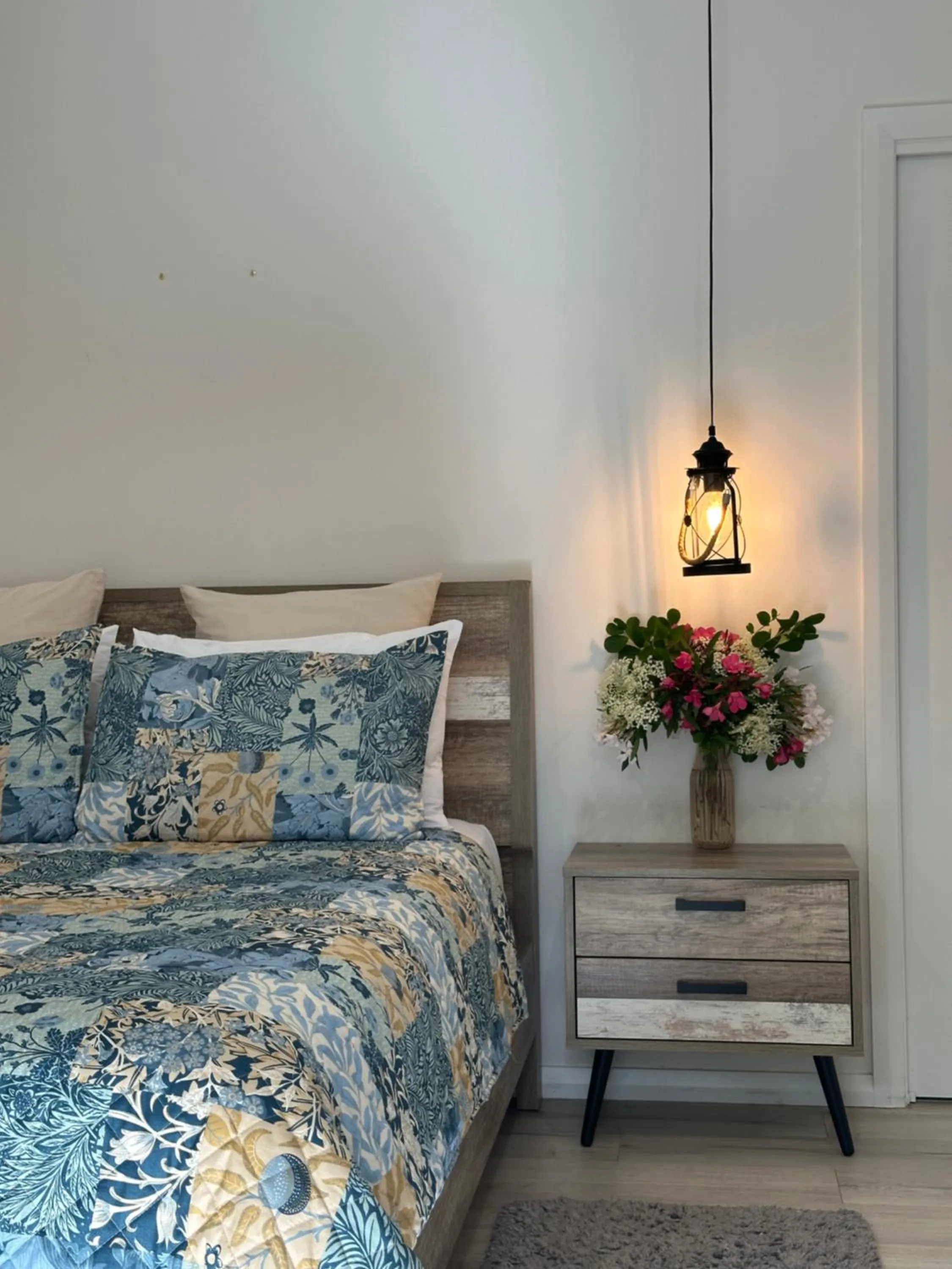 Bed in Blueberry Hills On Comleroy Farmstay - Self-Contained Cottages