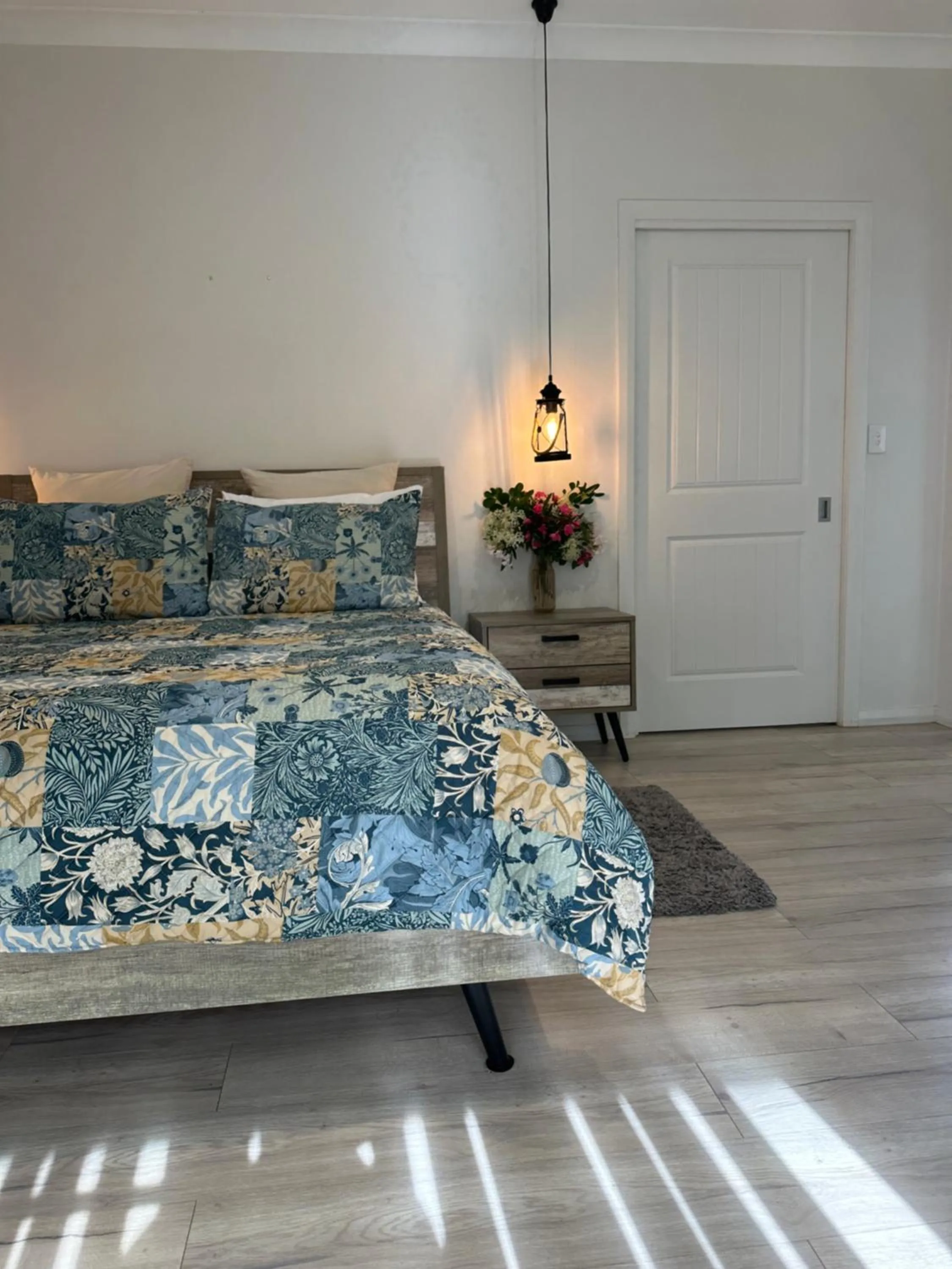 Bed in Blueberry Hills On Comleroy Farmstay - Self-Contained Cottages