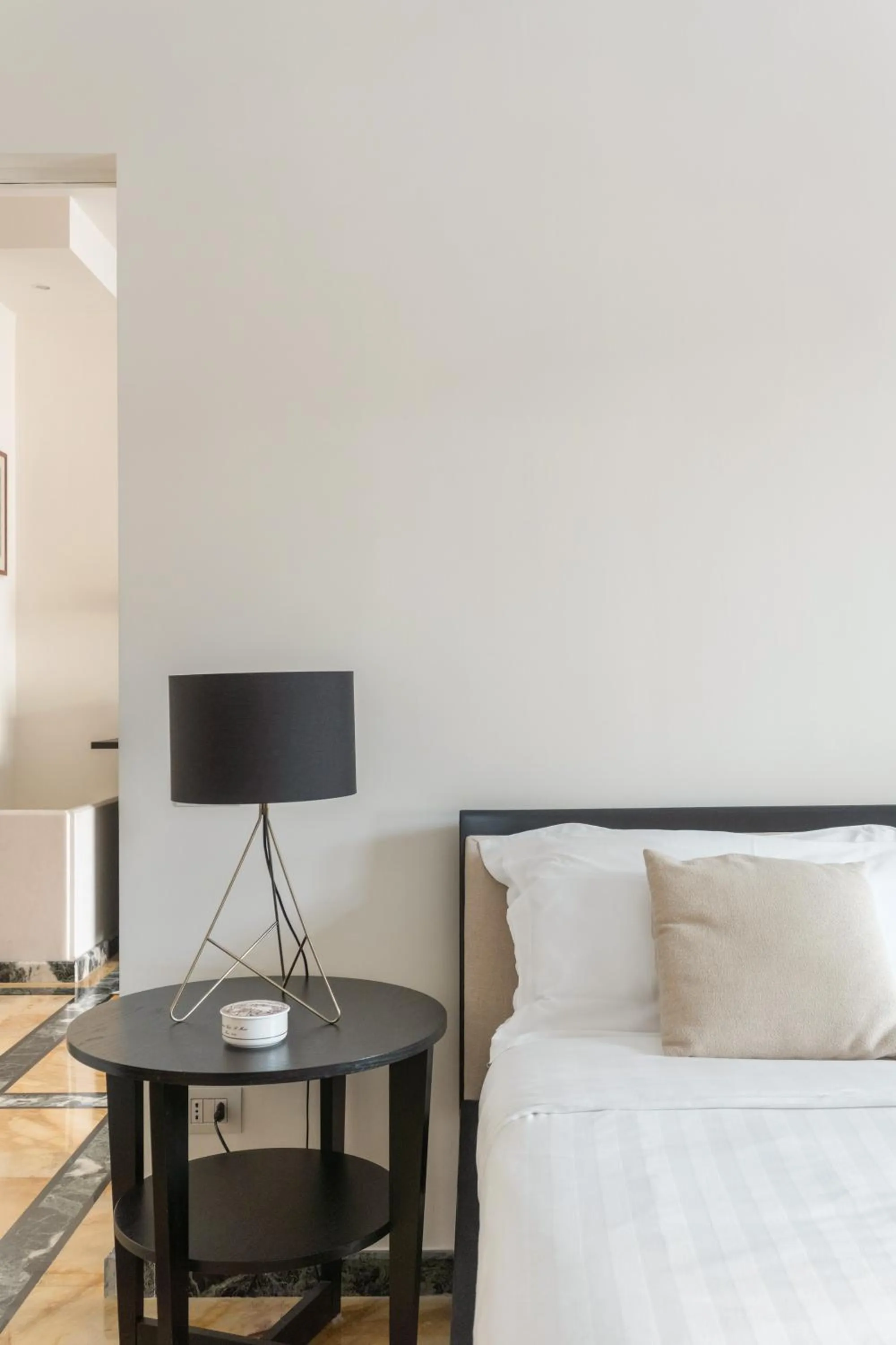 Bed in Starhost - GOLDEN SUITE