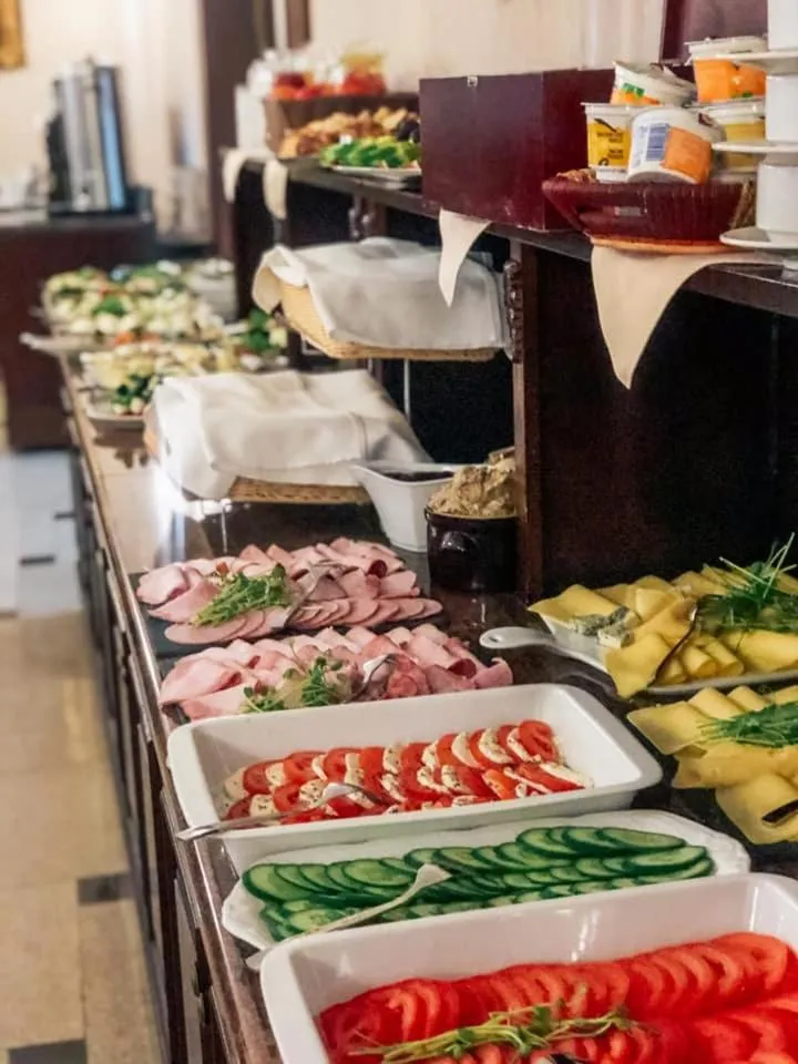 Breakfast in Hotel Jakub Sobieski