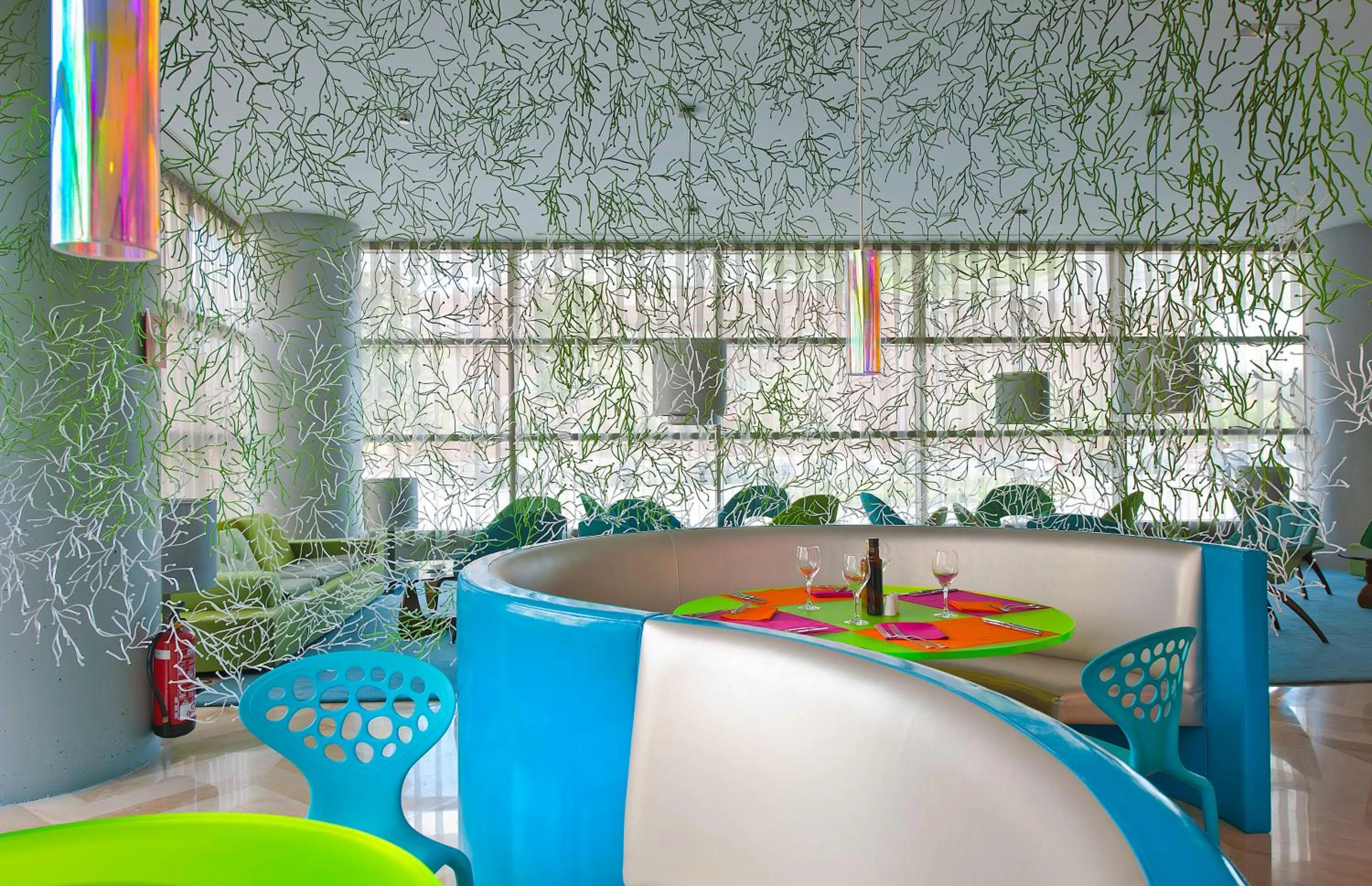 Restaurant/places to eat in Hotel Reina Petronila