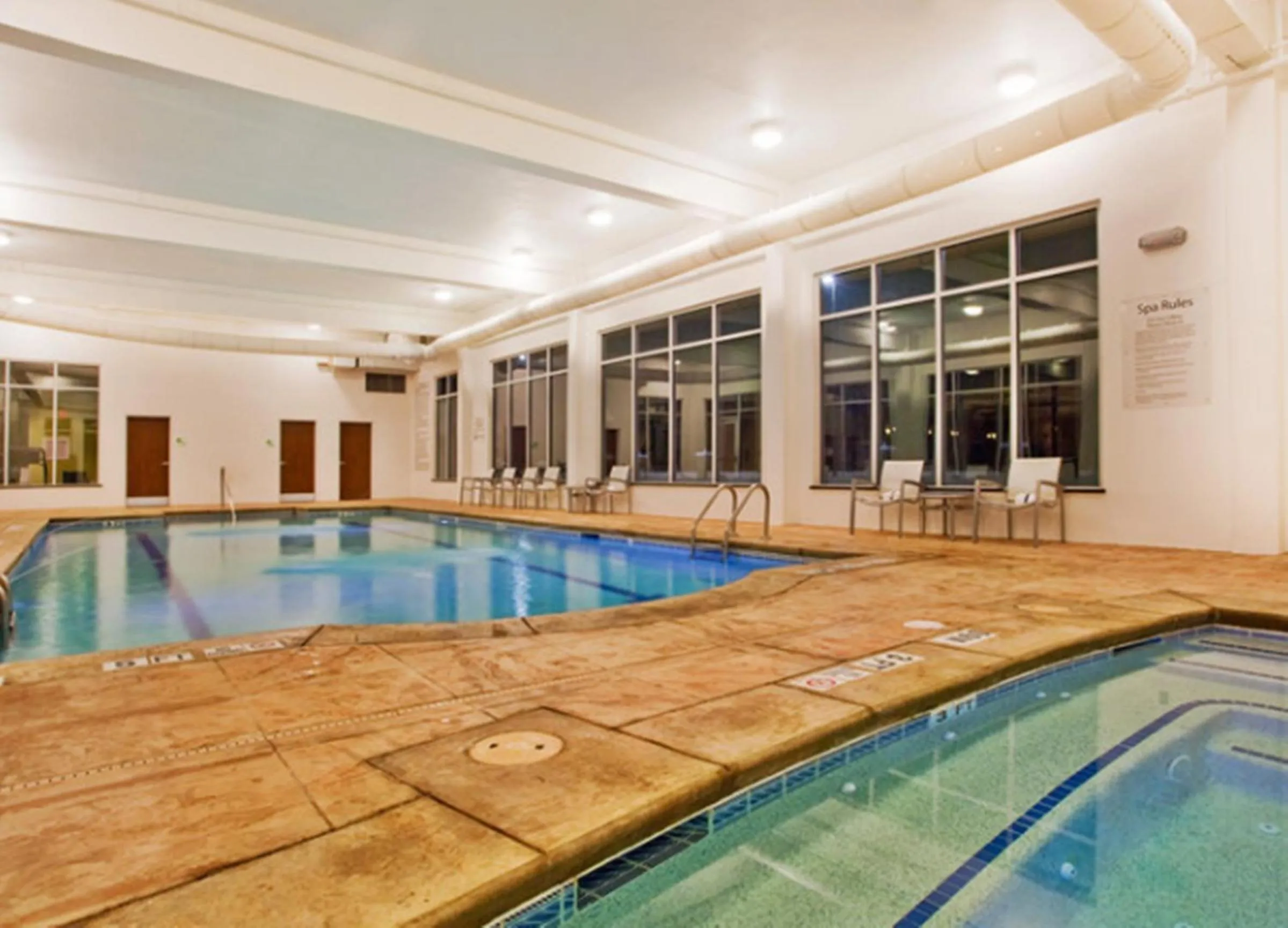 Swimming pool in Hilton Garden Inn Dalton
