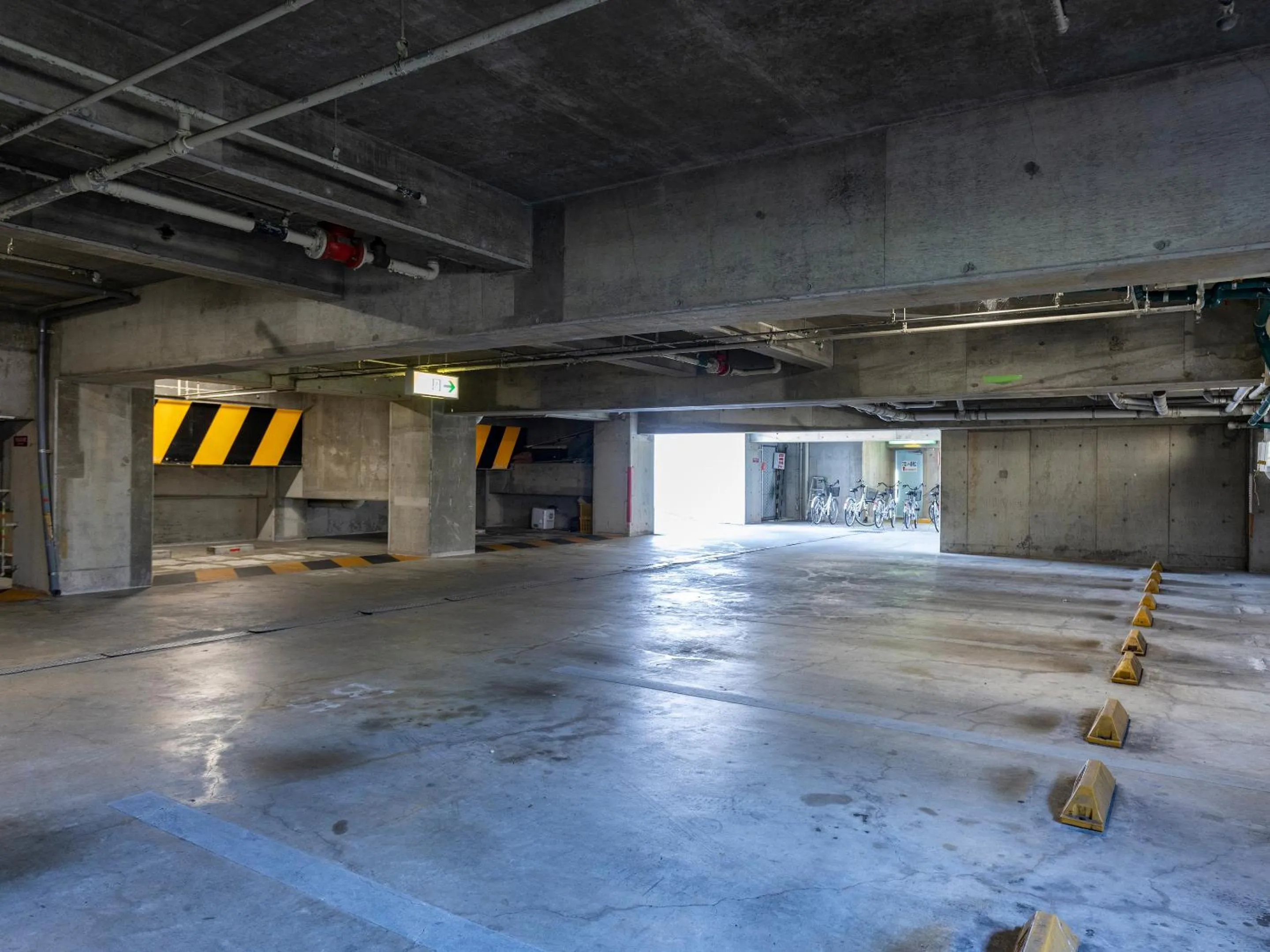 Parking in Hotel Wing International Izumi