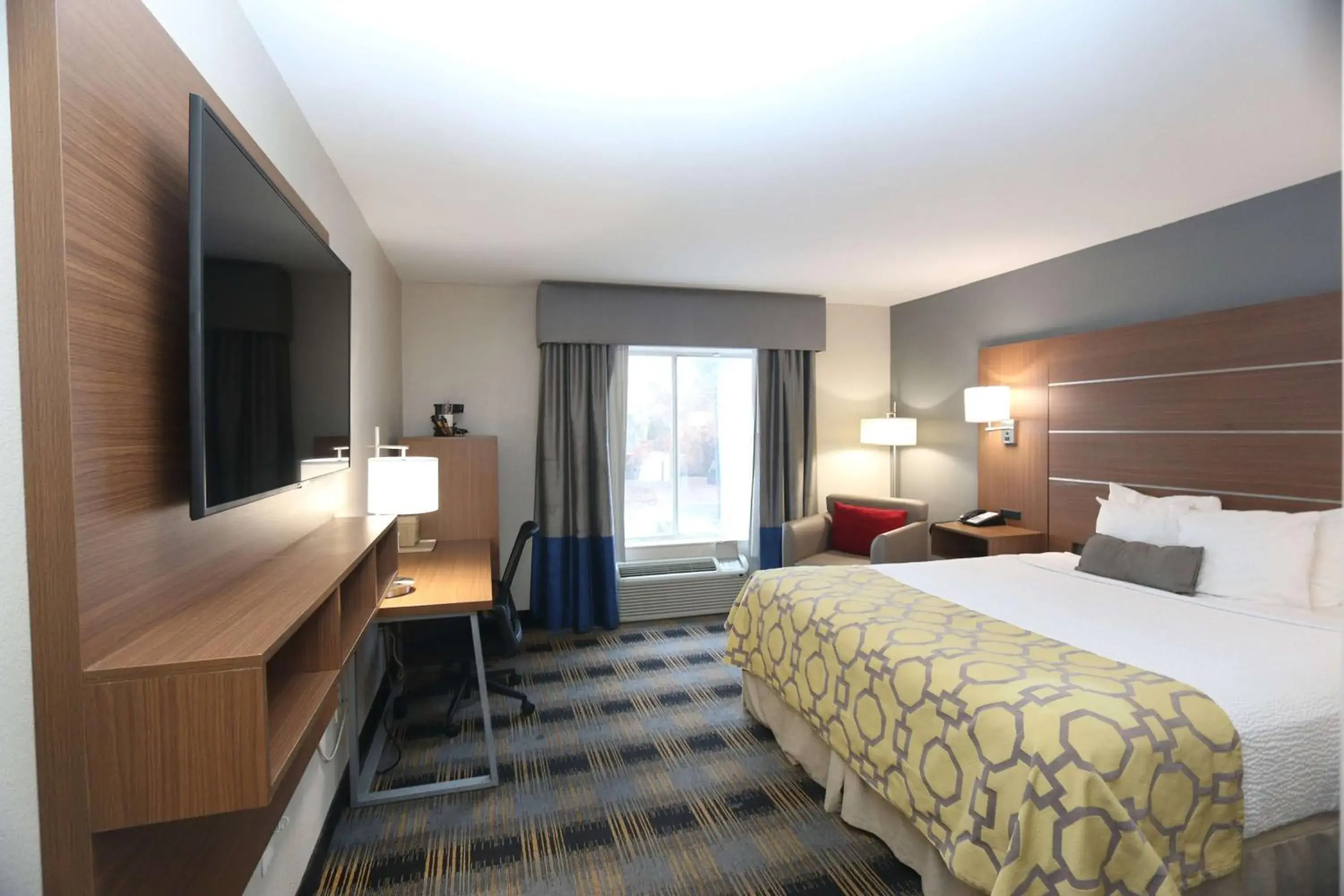 King Room - Disability Access/Non-Smoking in Baymont by Wyndham Lithia Springs Atlanta King Room - Disability Access/Non-Smoking in Baymont by Wyndham Lithia Springs Atlanta