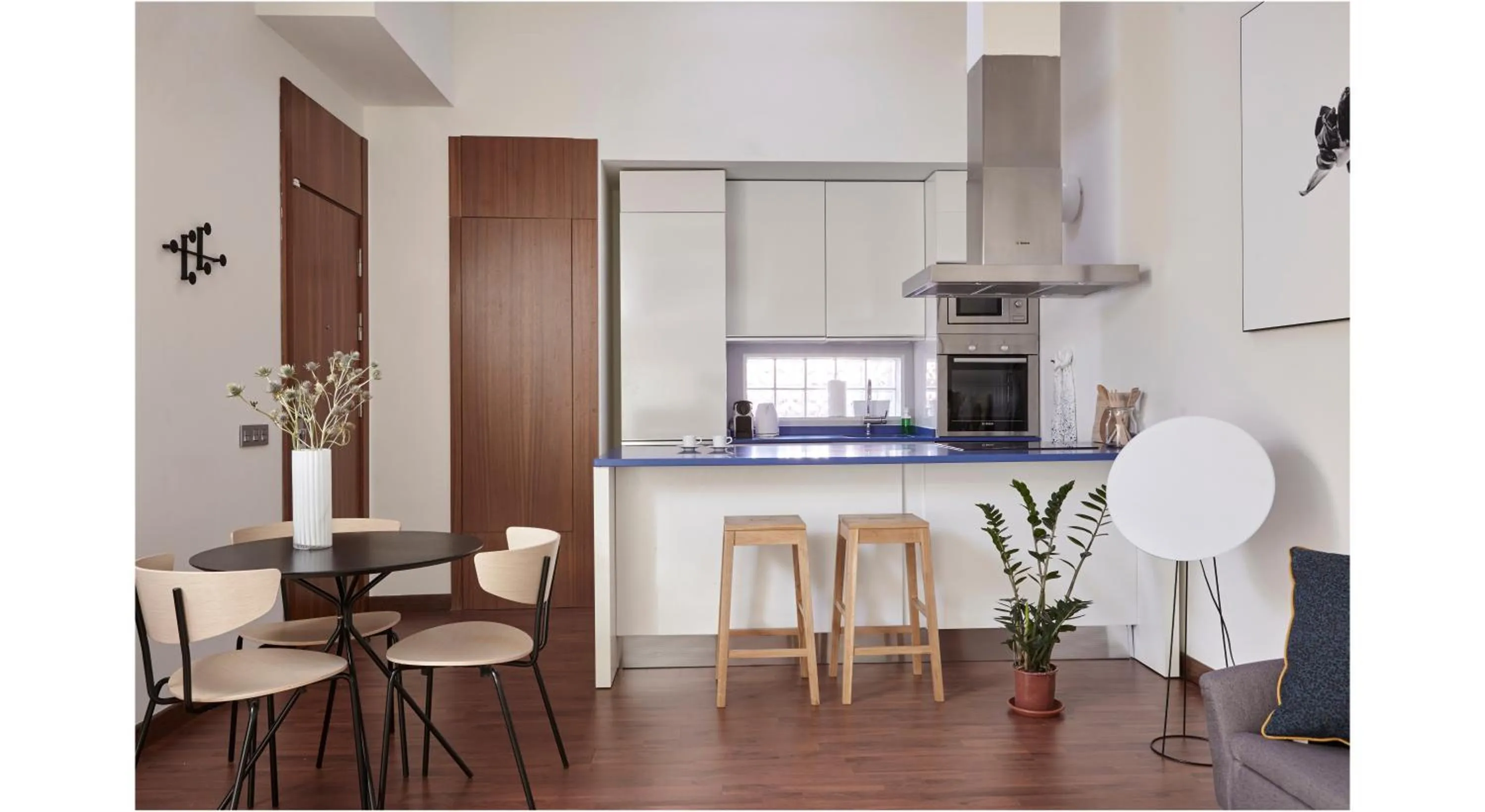 Kitchen or kitchenette in 60 Balconies Design