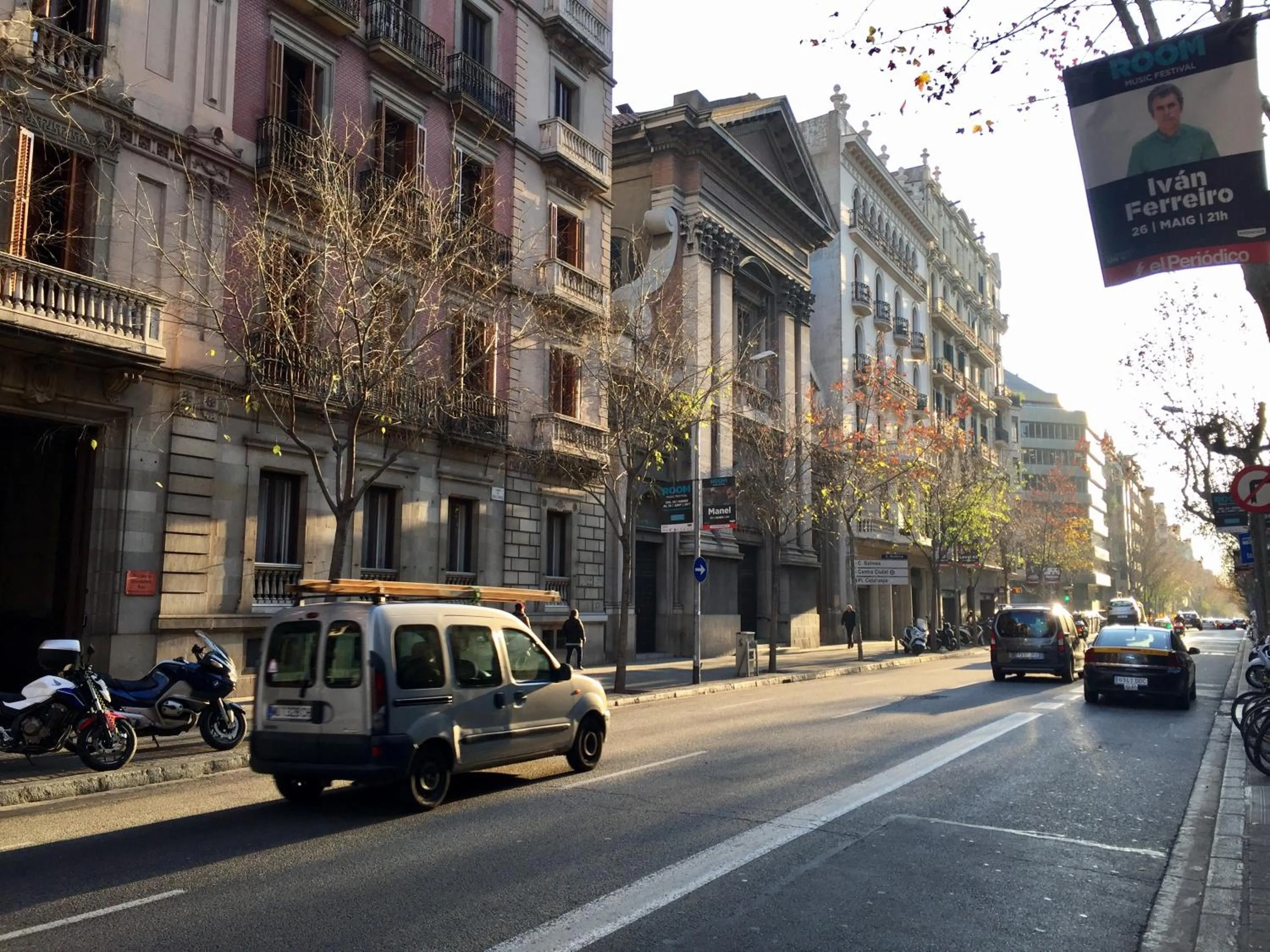 Neighbourhood in Charm Rambla Catalunya