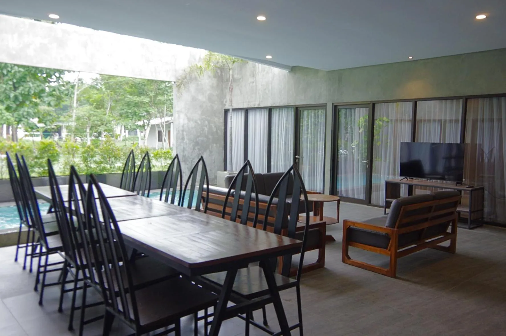 TV and multimedia in The Westlake Hotel & Resort Yogyakarta