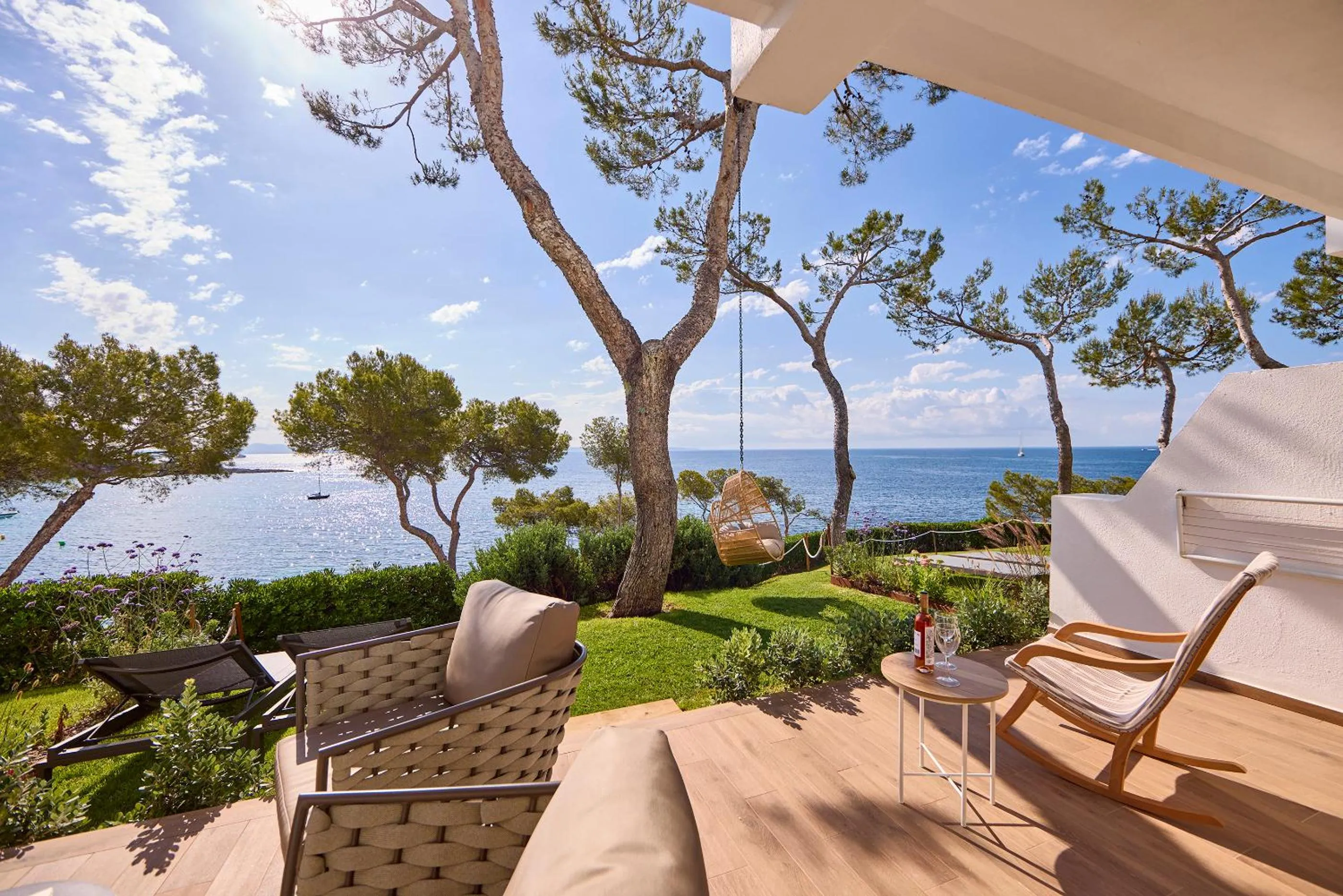 Sea view in Aparthotel Ponent Mar