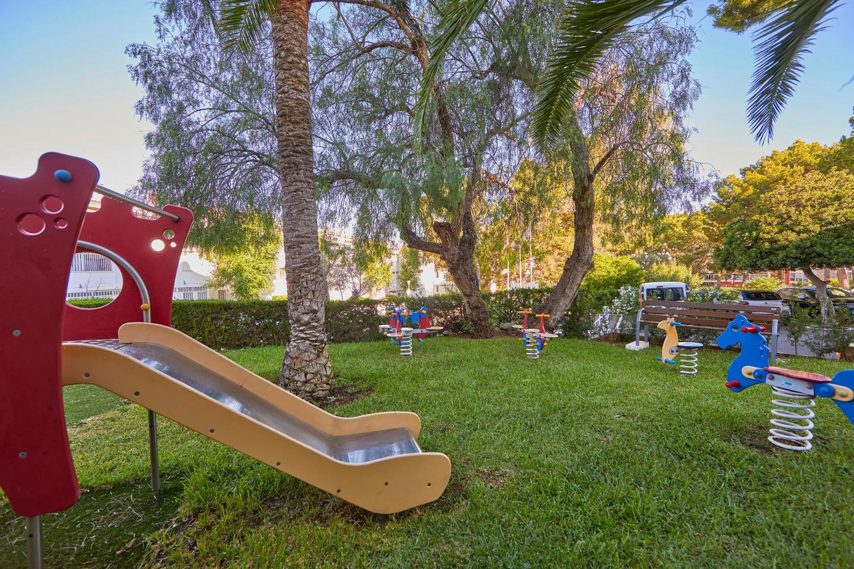 Children play ground in Aparthotel Ponent Mar