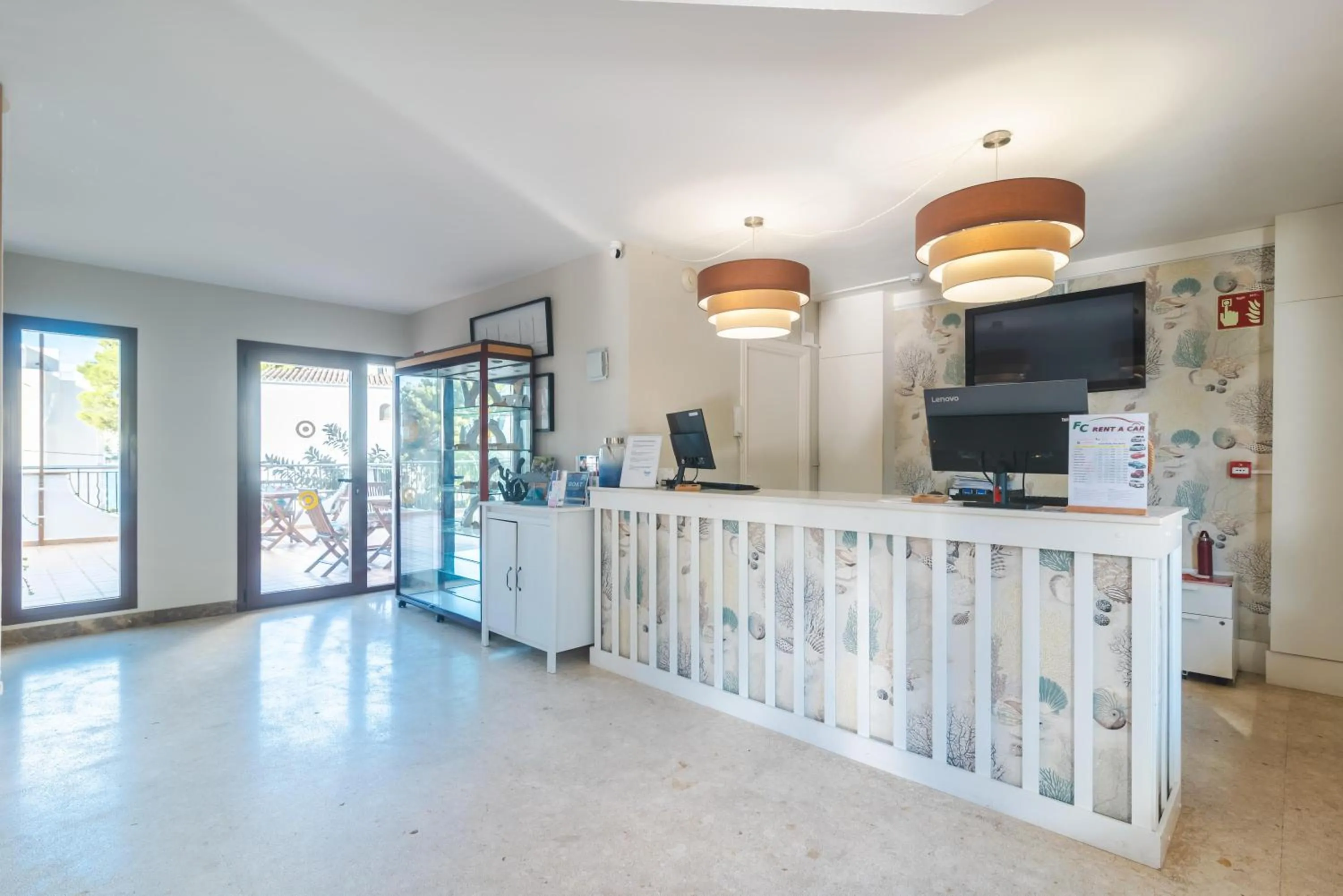 Lobby or reception in Flipflop Surfing Playa