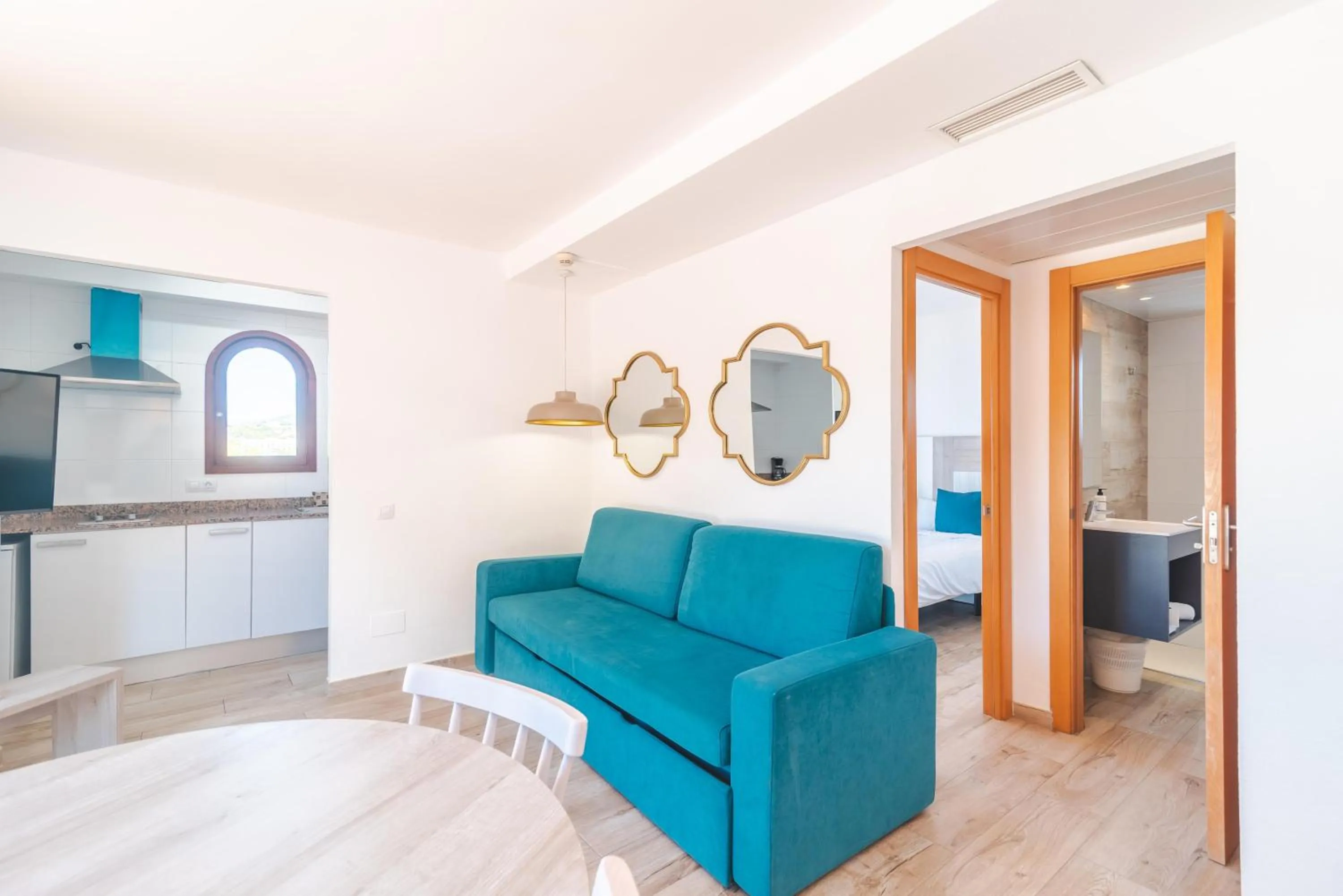 Photo of the whole room in Flipflop Surfing Playa