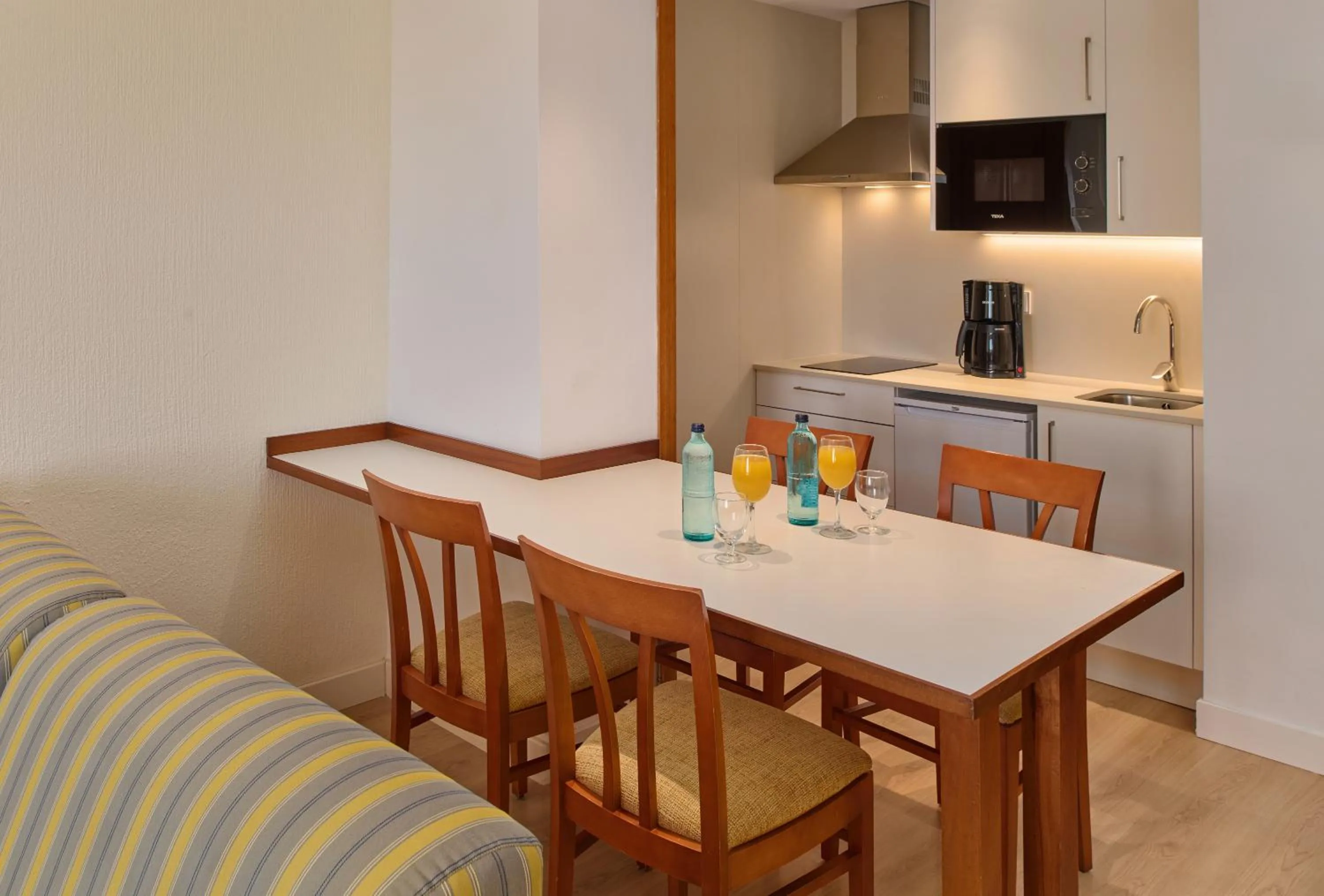 kitchen in Hipotels Dunas Aparthotel