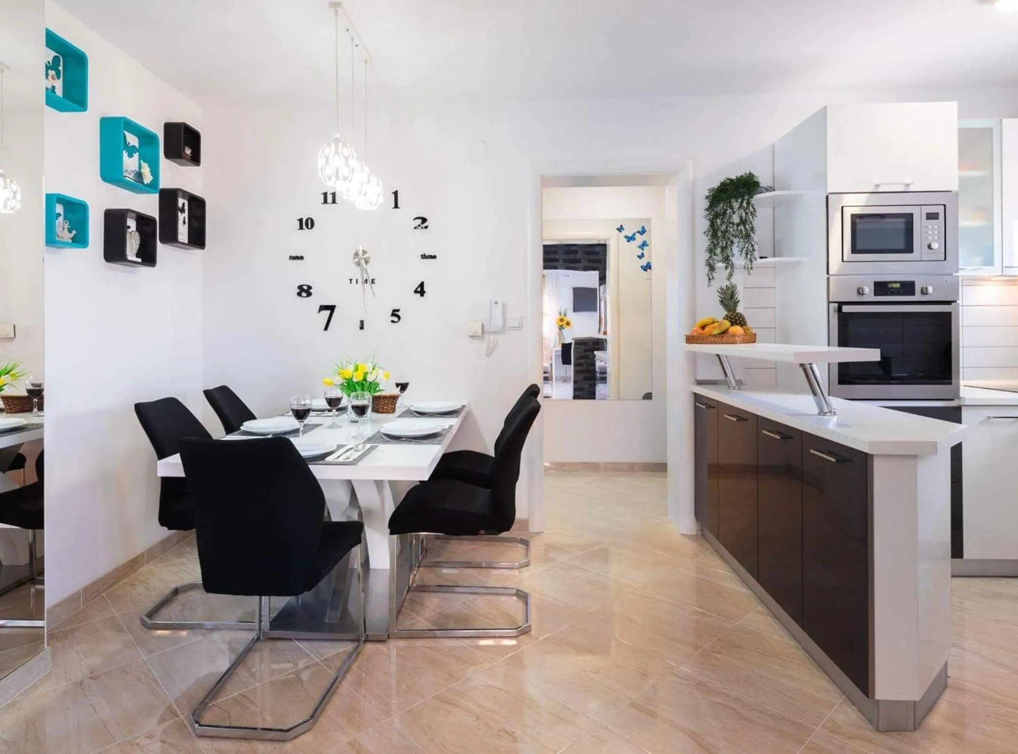 Dining area in Apartment Lana ST