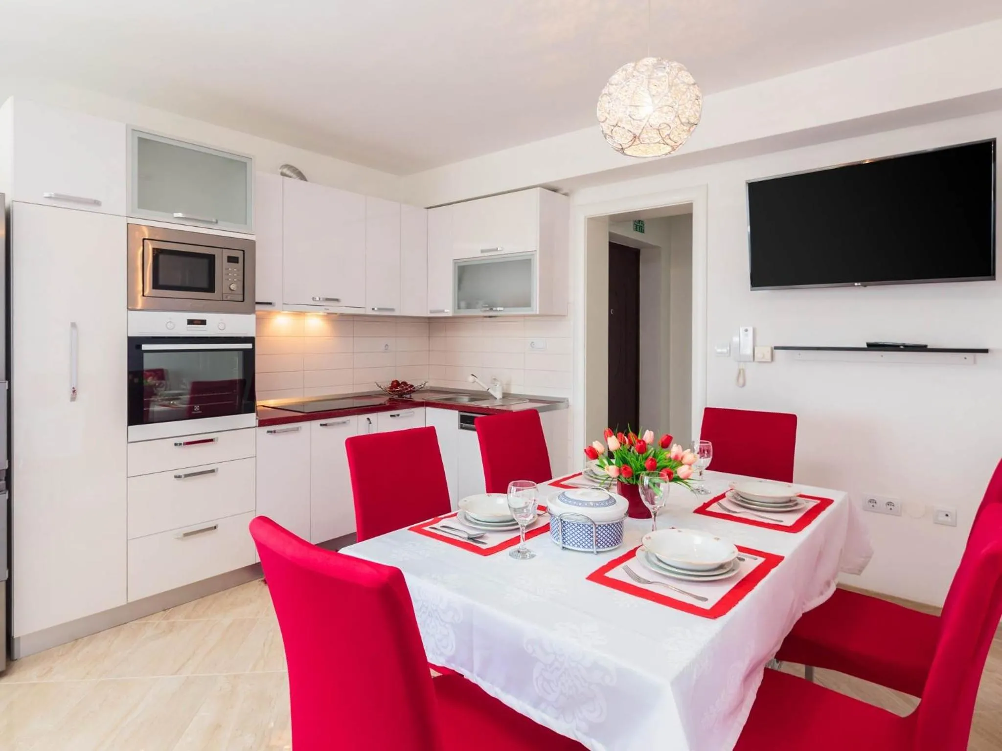 Dining area in Apartment Lana ST