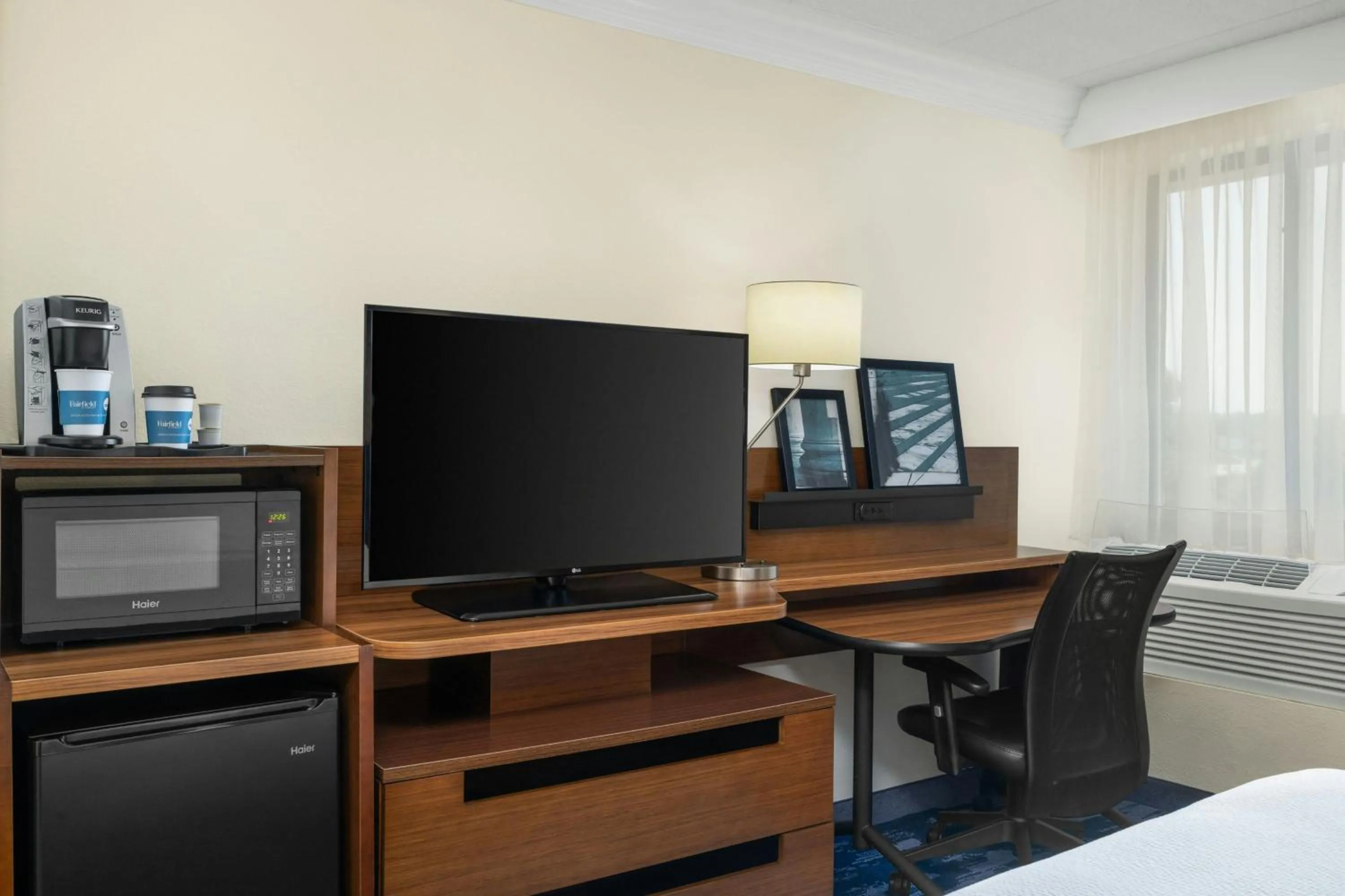 Photo of the whole room in Fairfield by Marriott Inn & Suites Herndon Reston