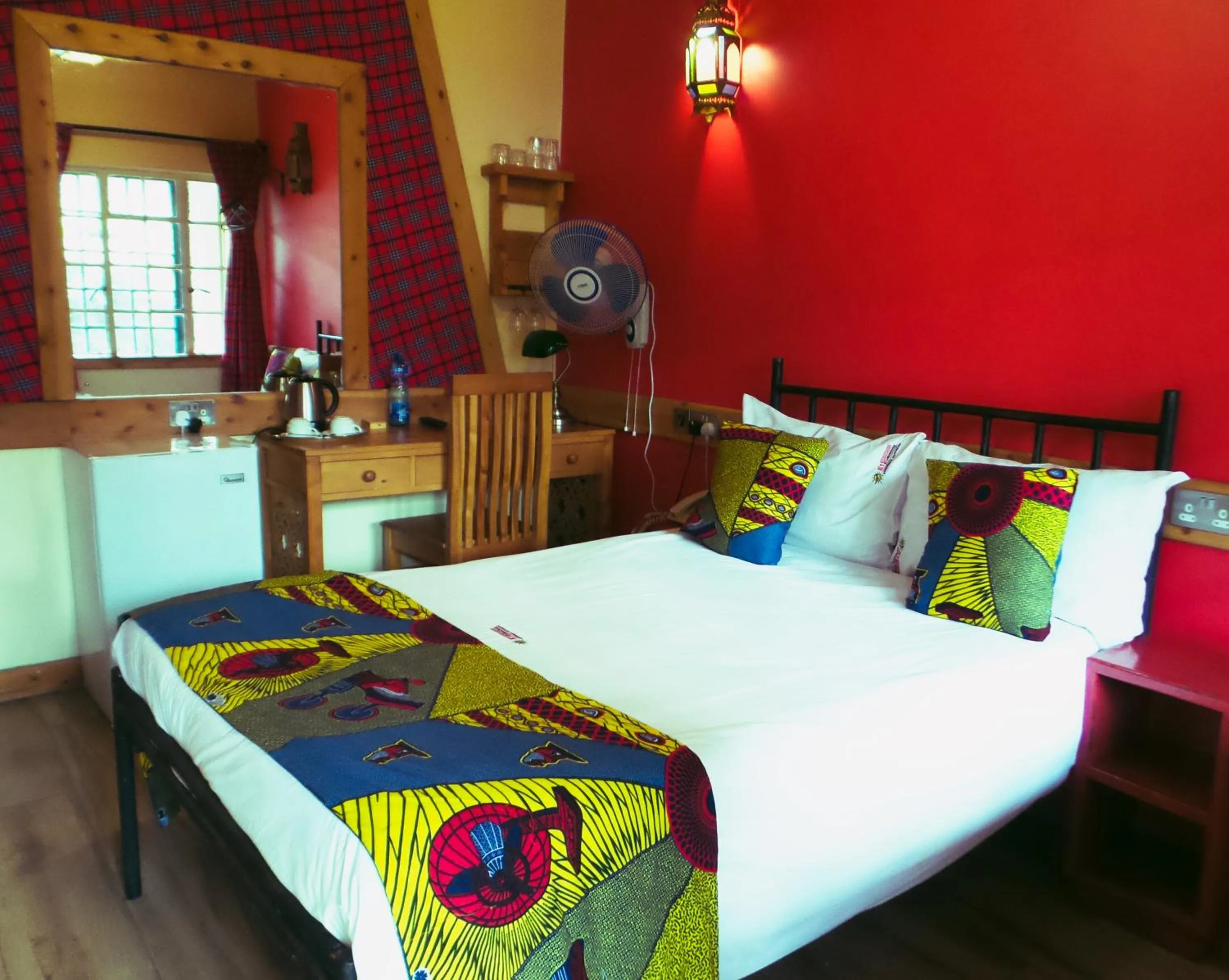 Bed in Parklands Shade Hotel