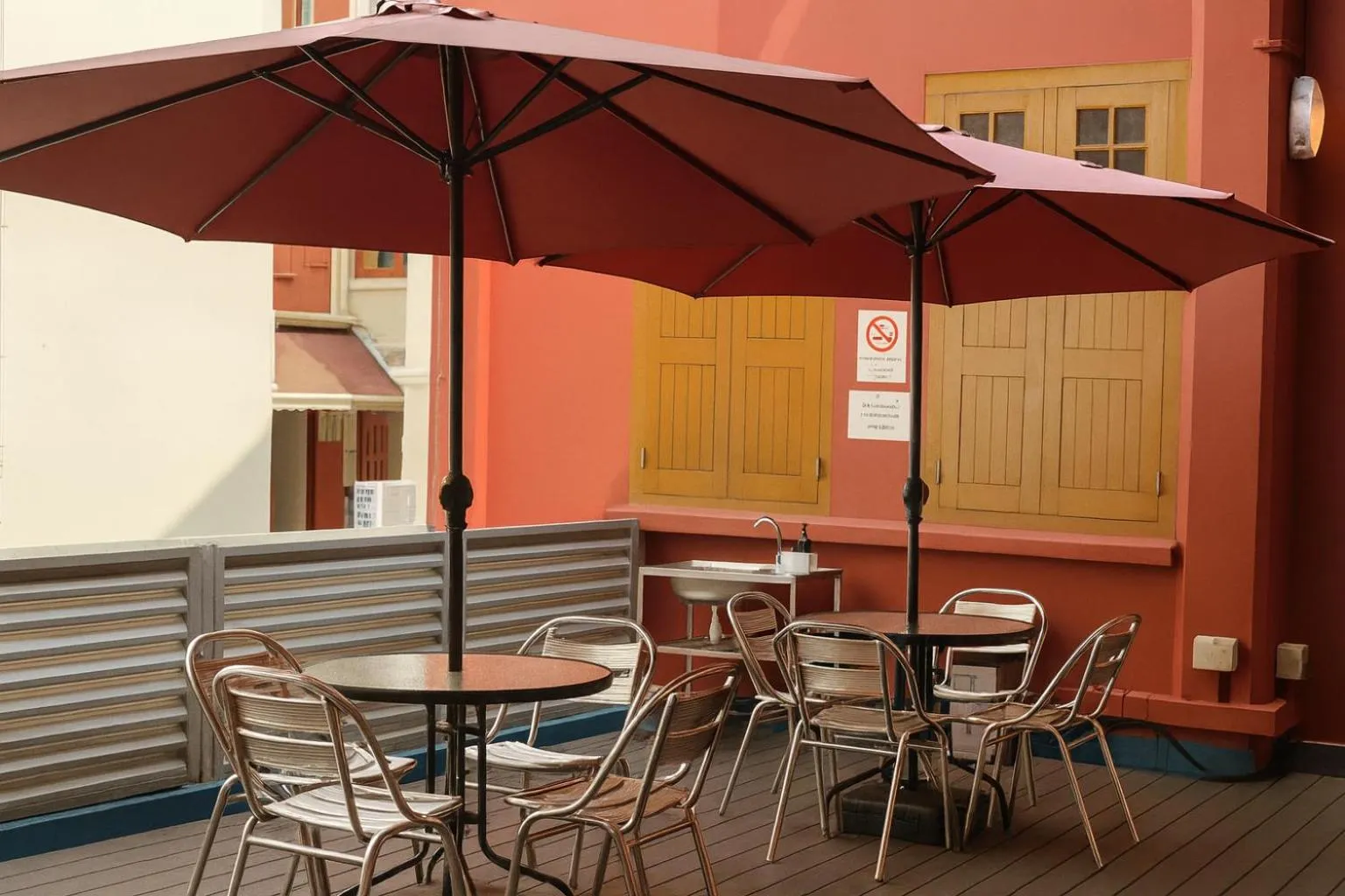 Diving in Wink at Upper Cross Street